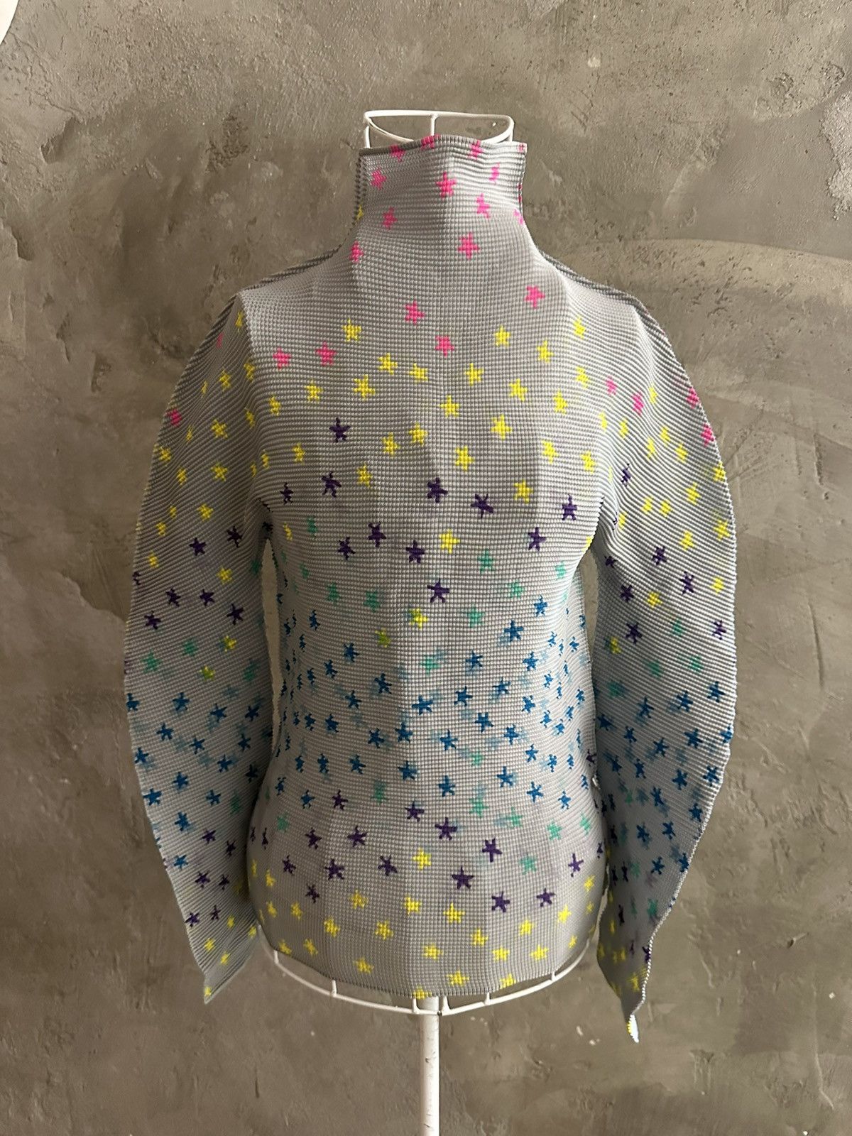 Homme Plisse Issey Miyake Pleat Please Issey Miyake Star Printed L/S Shirt Size US M / EU 48-50 / 2 - 9 Thumbnail