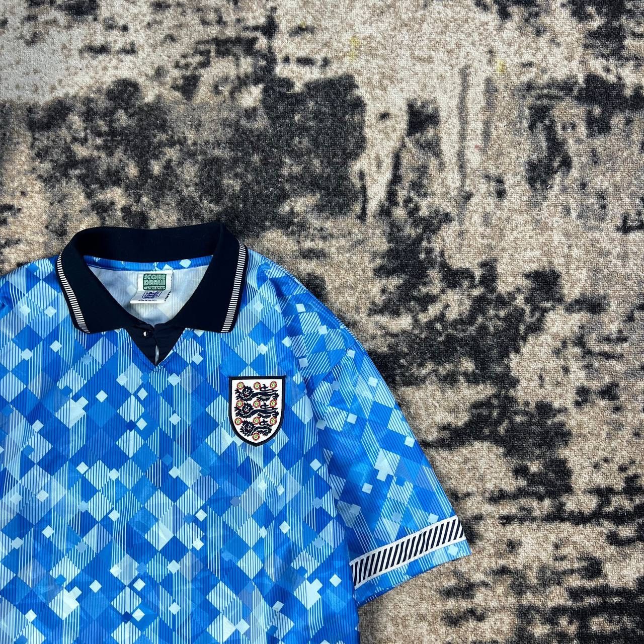 Vintage England Vintage Y2K Mini Logo Soccer Jersey Polo T-Shirt Size US L / EU 52-54 / 3 - 2 Thumbnail