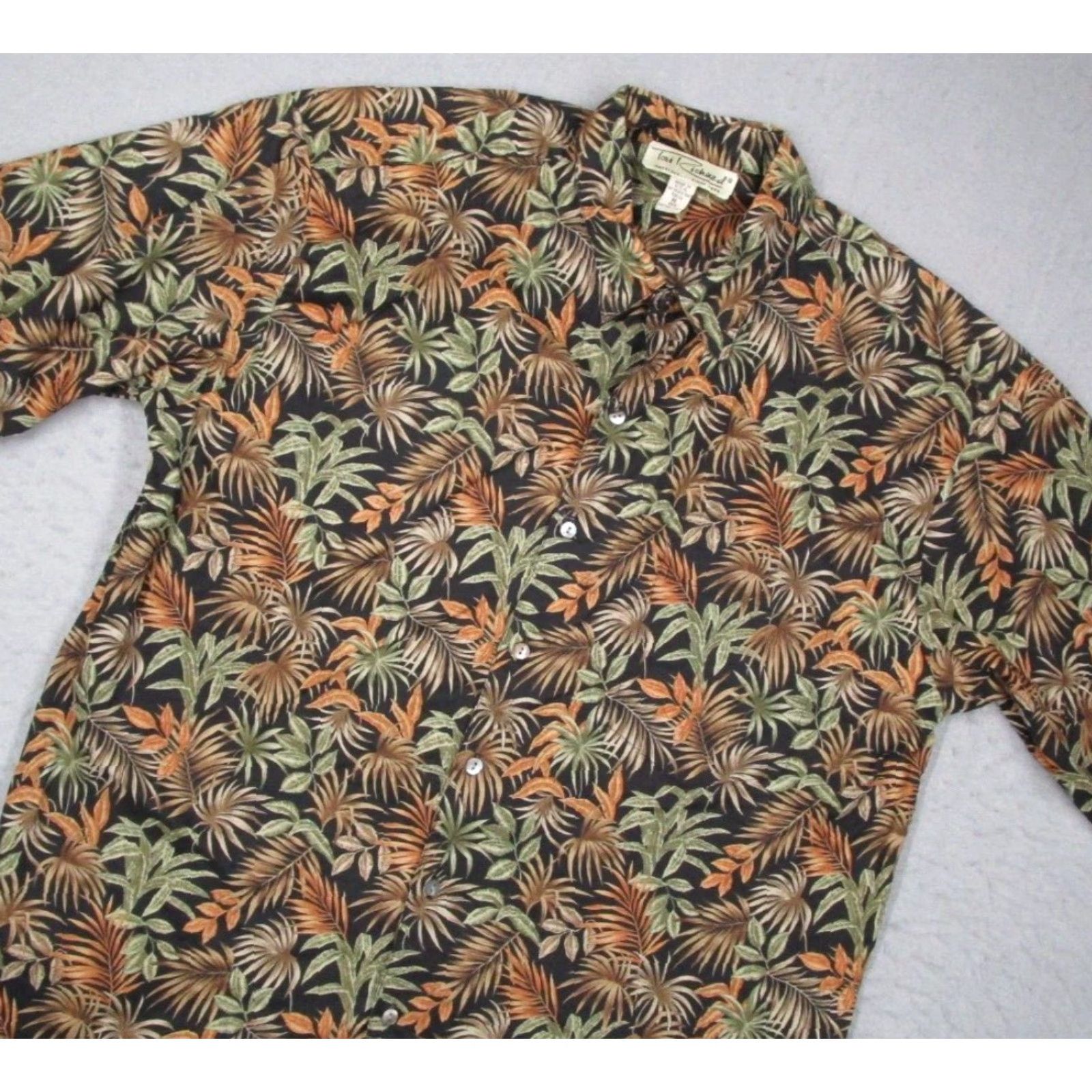 Tori Richard Tori Richard Shirt Men Extra Large Black Hawaiian Button Up Floral Tiki Cotton Lawn USA Men Size US XL / EU 56 / 4 - 2 Thumbnail