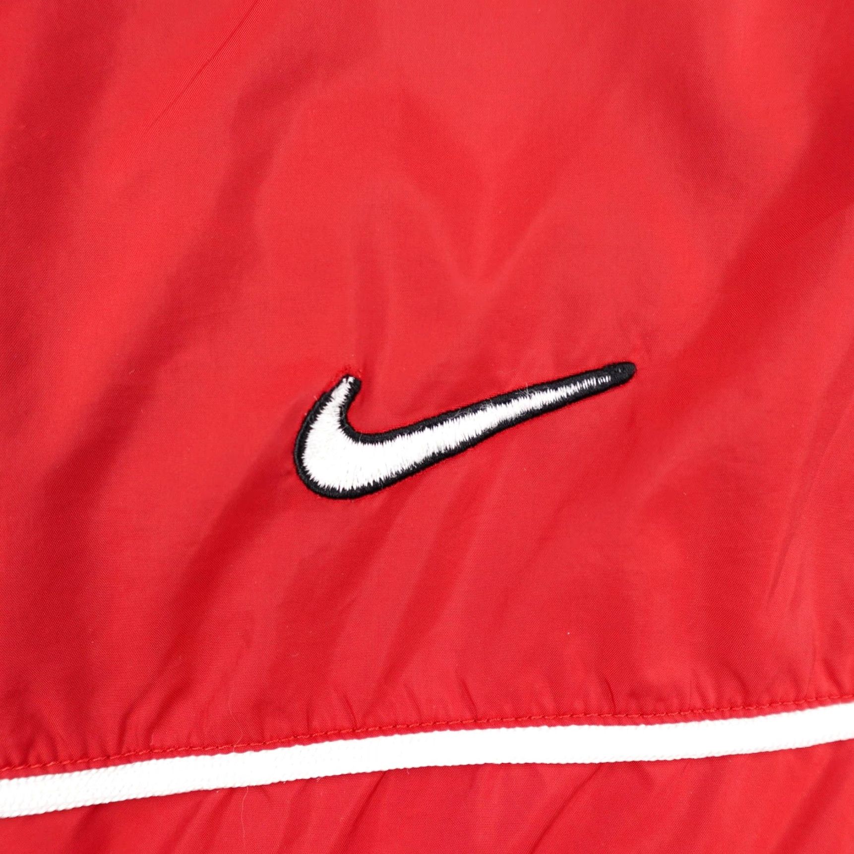 Nike VINTAGE Nike Jacket Windbreaker L Red Large Pullover V Neck Pockets Zipped Pockets 90s Outdoor Sports Mens Size US L / EU 52-54 / 3 - 3 Thumbnail