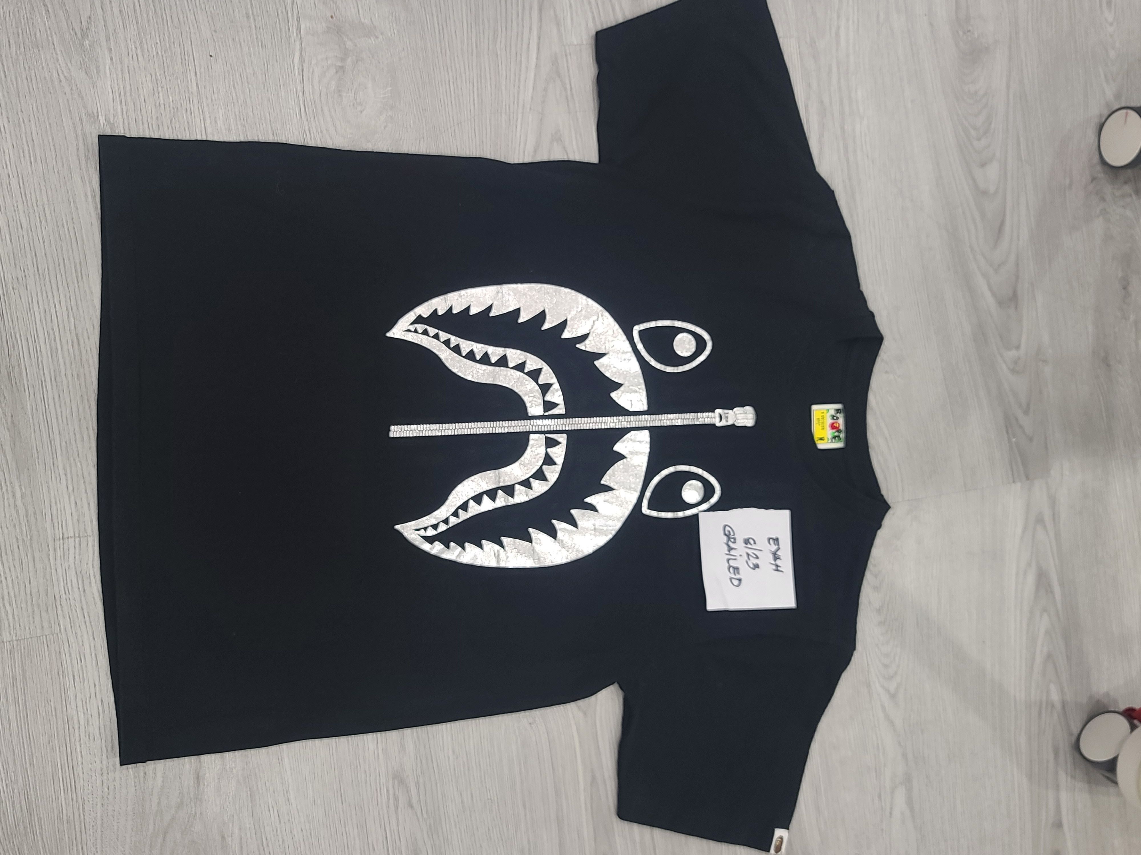 Bicolor Shark Tee