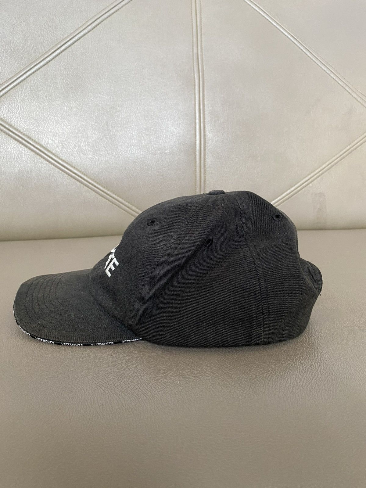 Reebok × Vetements Vetements x rebook securite cap Size ONE SIZE - 4 Thumbnail