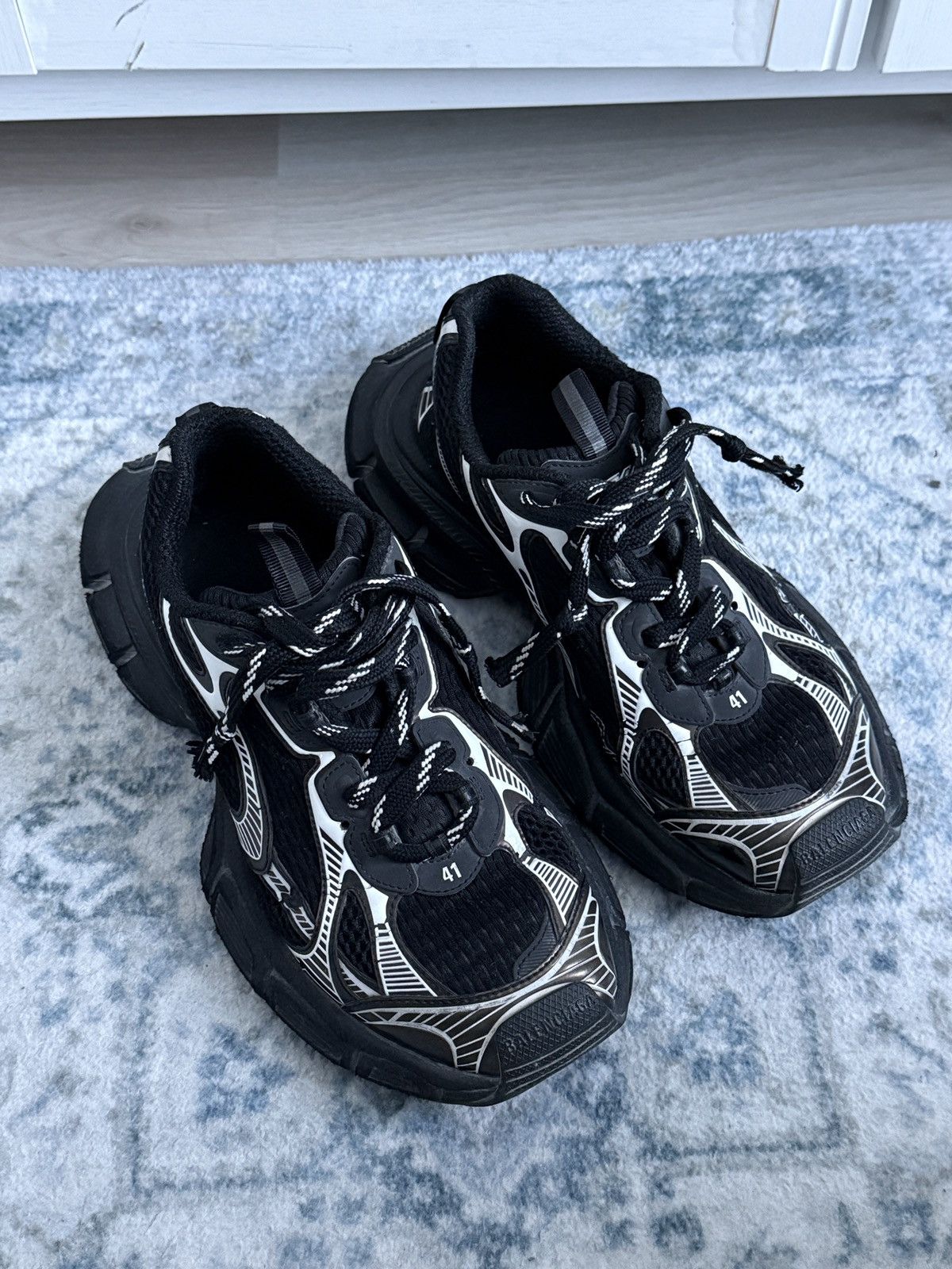 Balenciaga Balenciaga 3XL black/white Size US 8.5 / EU 41-42 - 18 Thumbnail