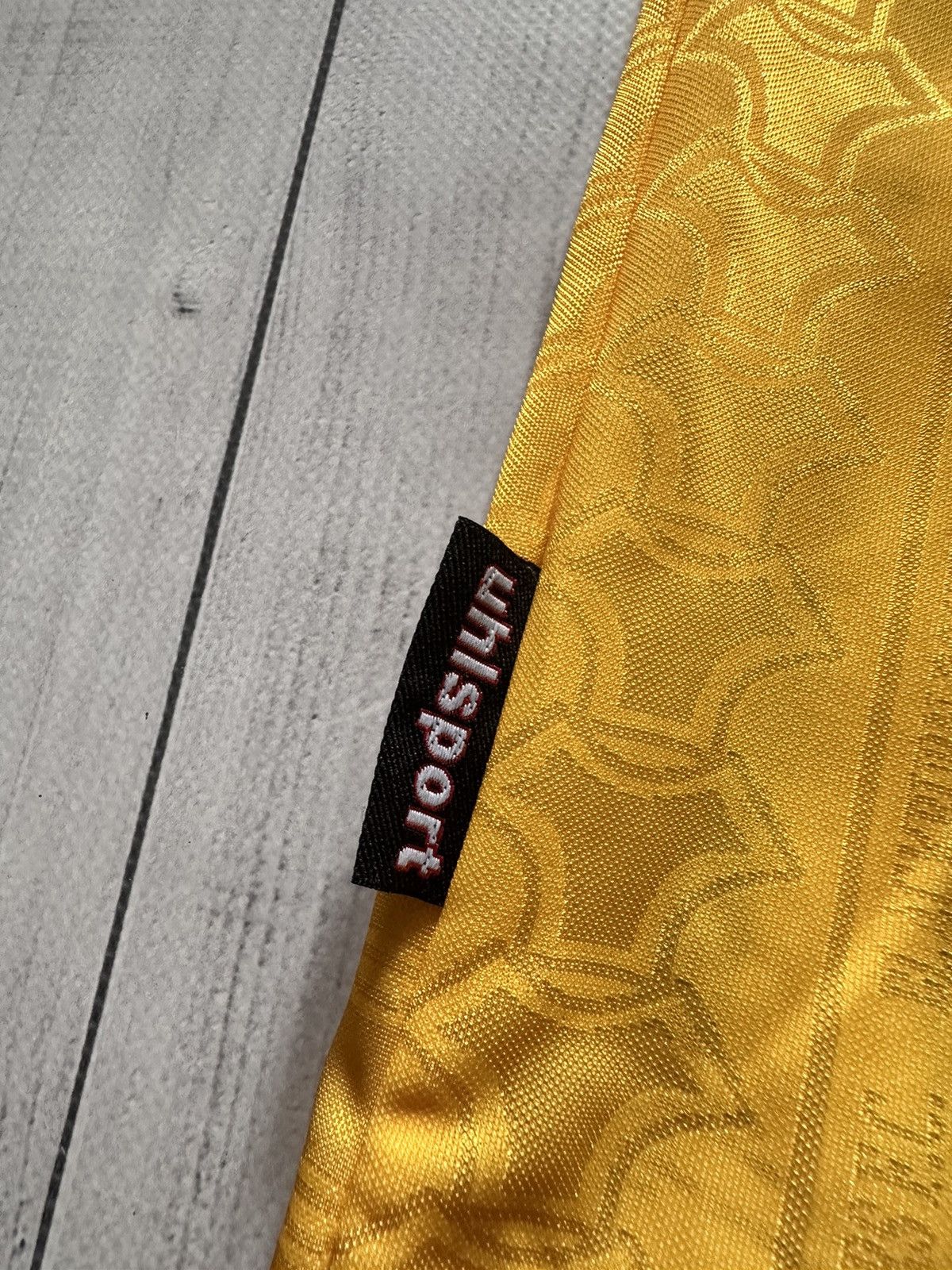 Vintage Vintage Blackburn rovers soccer jersey size M yellow rare Size US M / EU 48-50 / 2 - 11 Thumbnail
