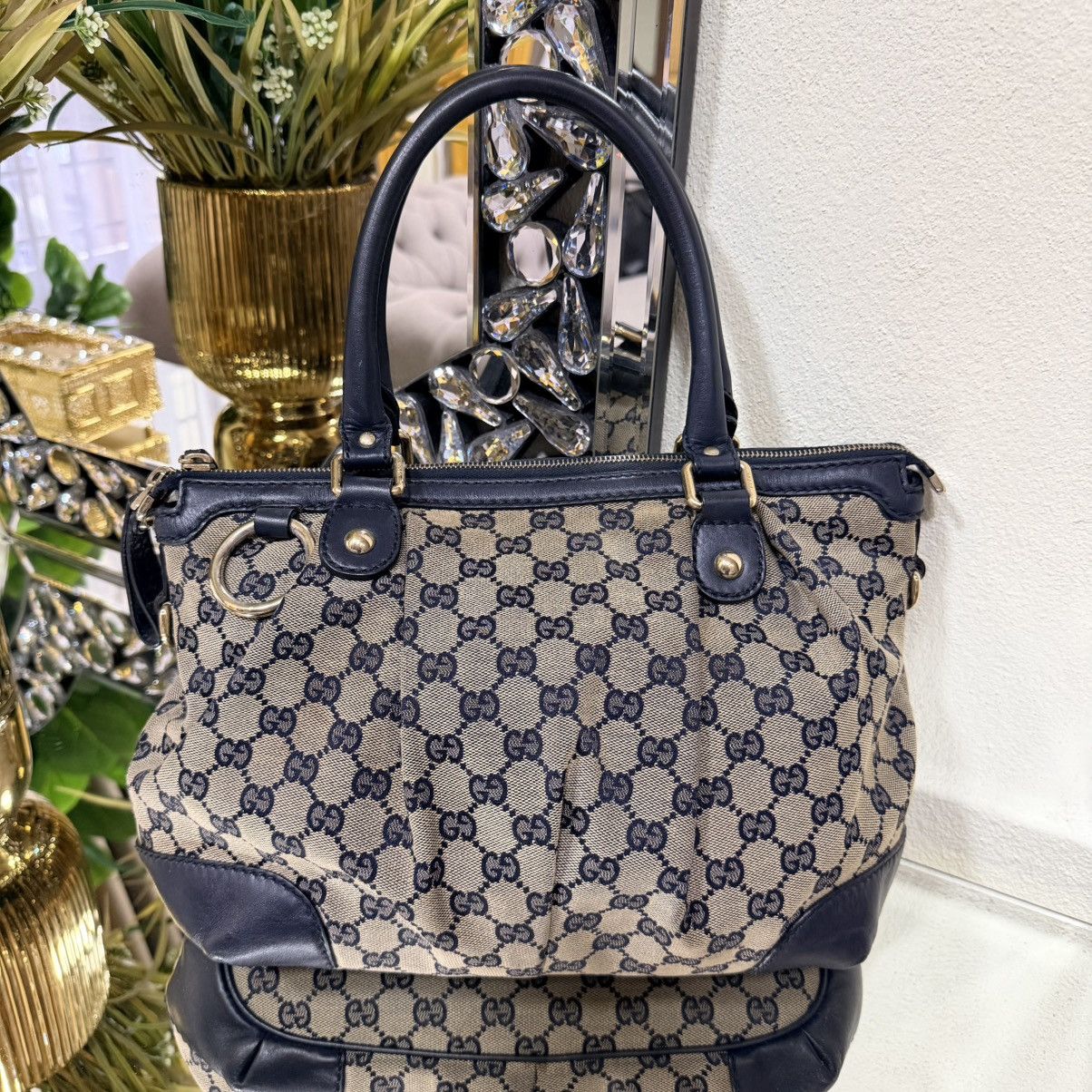 Gucci Gucci Monogram Shoulder Bag Size ONE SIZE - 1 Thumbnail