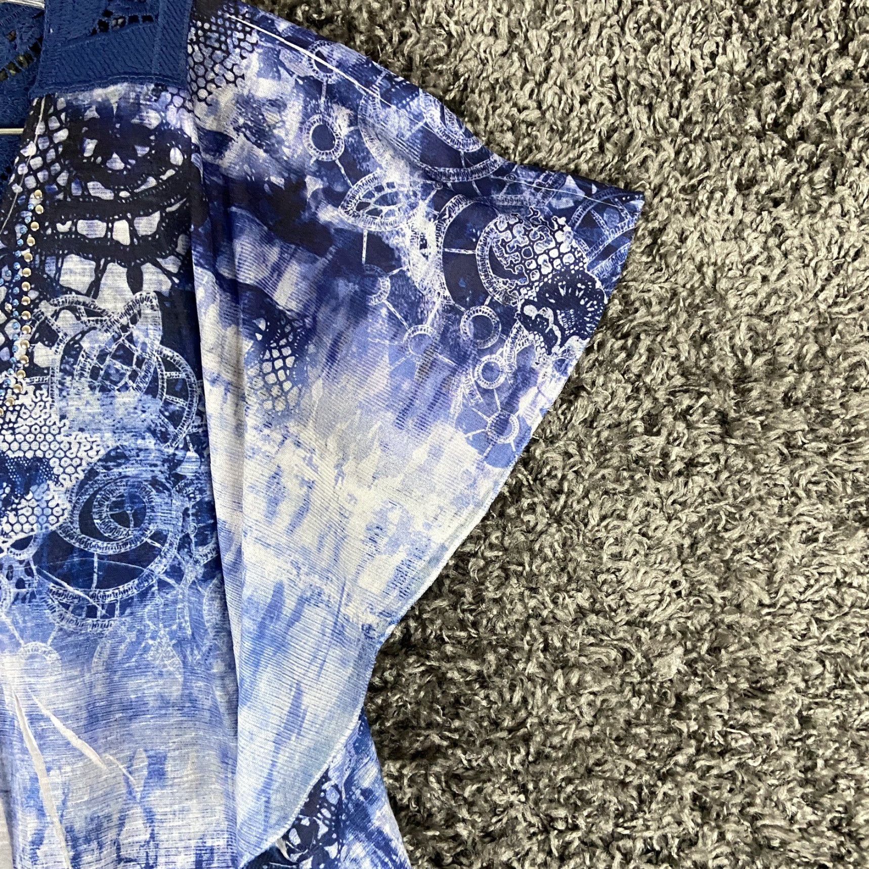 Olive VINTAGE Live And Let Live Bohemian Blouse Short Sleeve Women’s Plus Size 1X Blue Sparkly Size 40" / US 18 - 3 Thumbnail