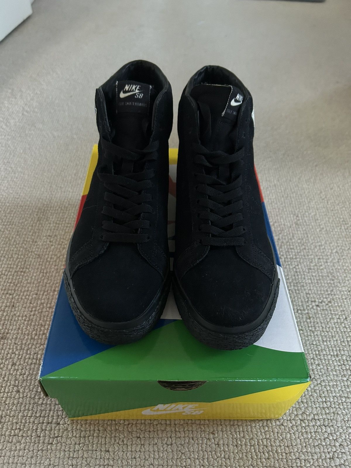 Nike SB Nike SB Blazer Mid x Isle Skateboards Size US 10.5 / EU 43-44 - 3 Thumbnail