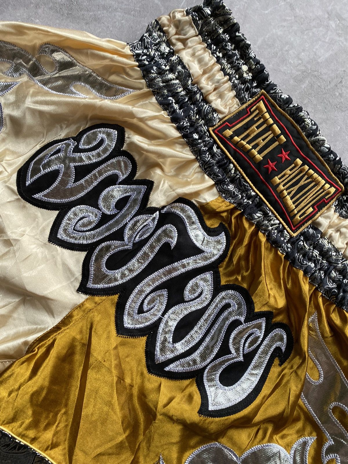 Vintage Vintage Muay Thai Boxing MMA Dragon Print Shorts Size L Size US 34 / EU 50 - 5 Thumbnail