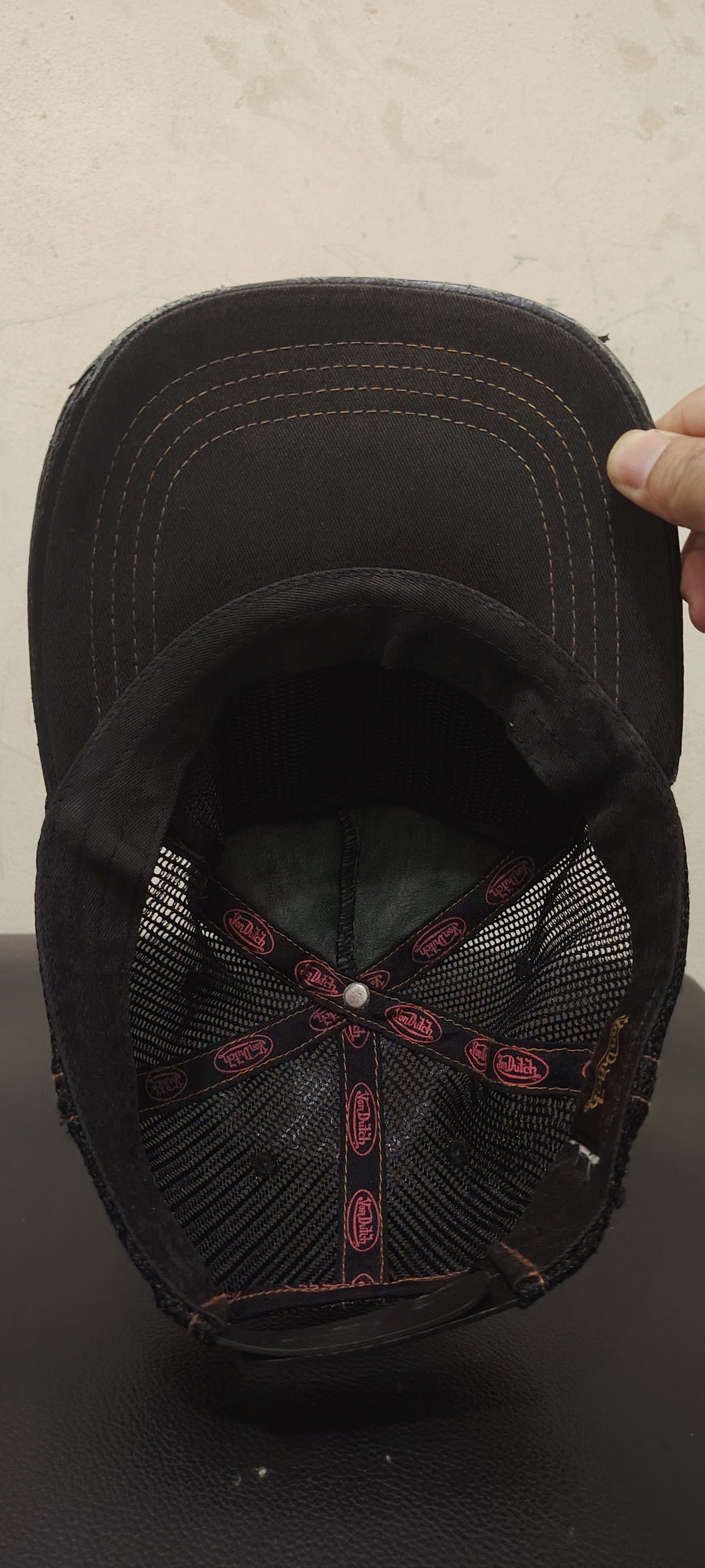 Designer × Japanese Brand × Von Dutch 💥Distressed💥Thrashed💥 Black Von Dutch Trucker Hat Size ONE SIZE - 12 Thumbnail