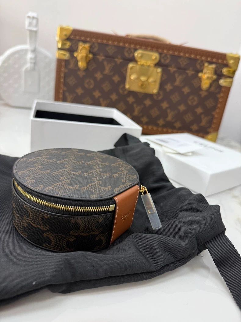 Celine Celine Round Jewelry and Makeup Box Size ONE SIZE - 3 Thumbnail