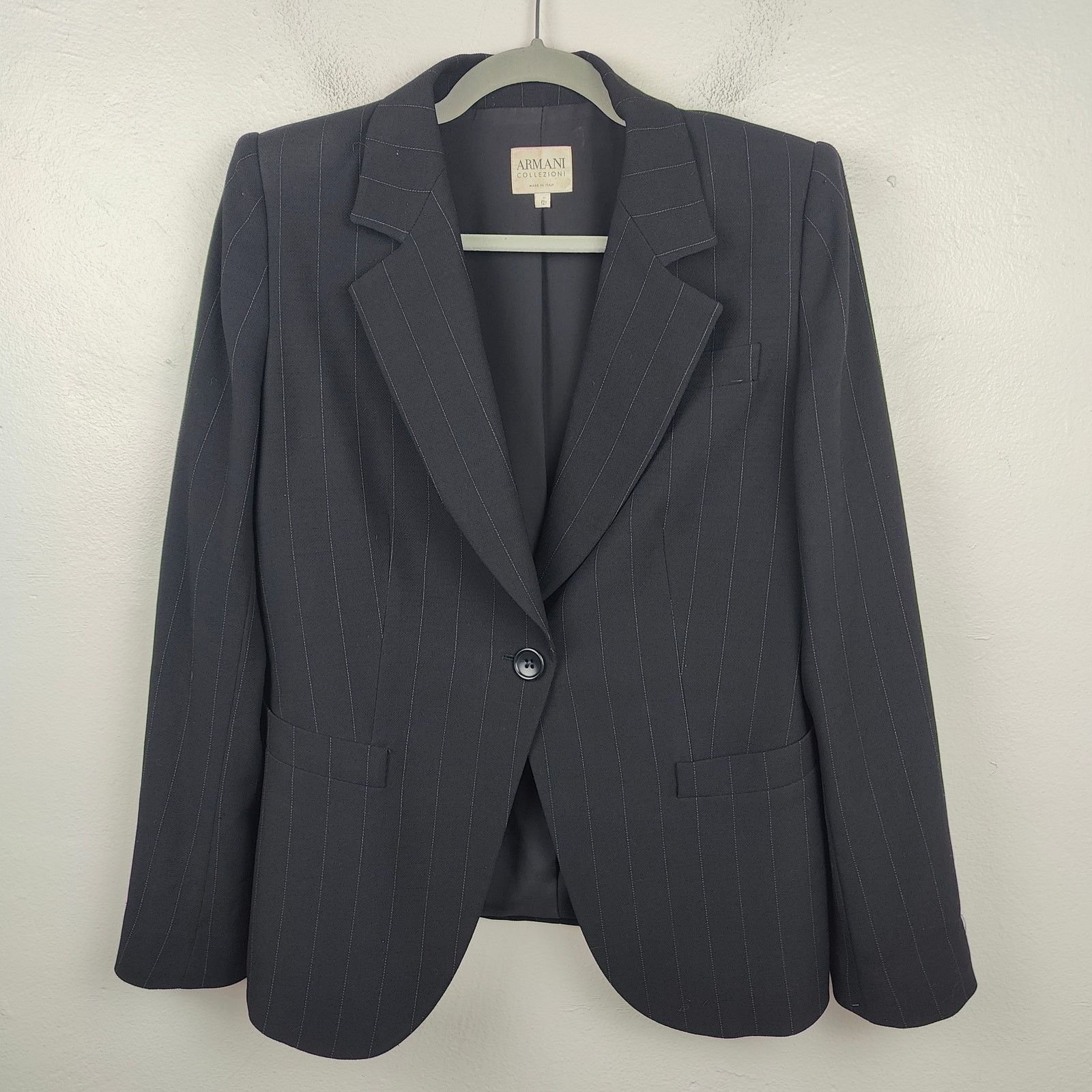 Armani Collezioni Armani Collezioni Blazer 12 Black Pinstripe Preppy Work Size XL / US 12-14 / IT 48-50 - 1 Thumbnail