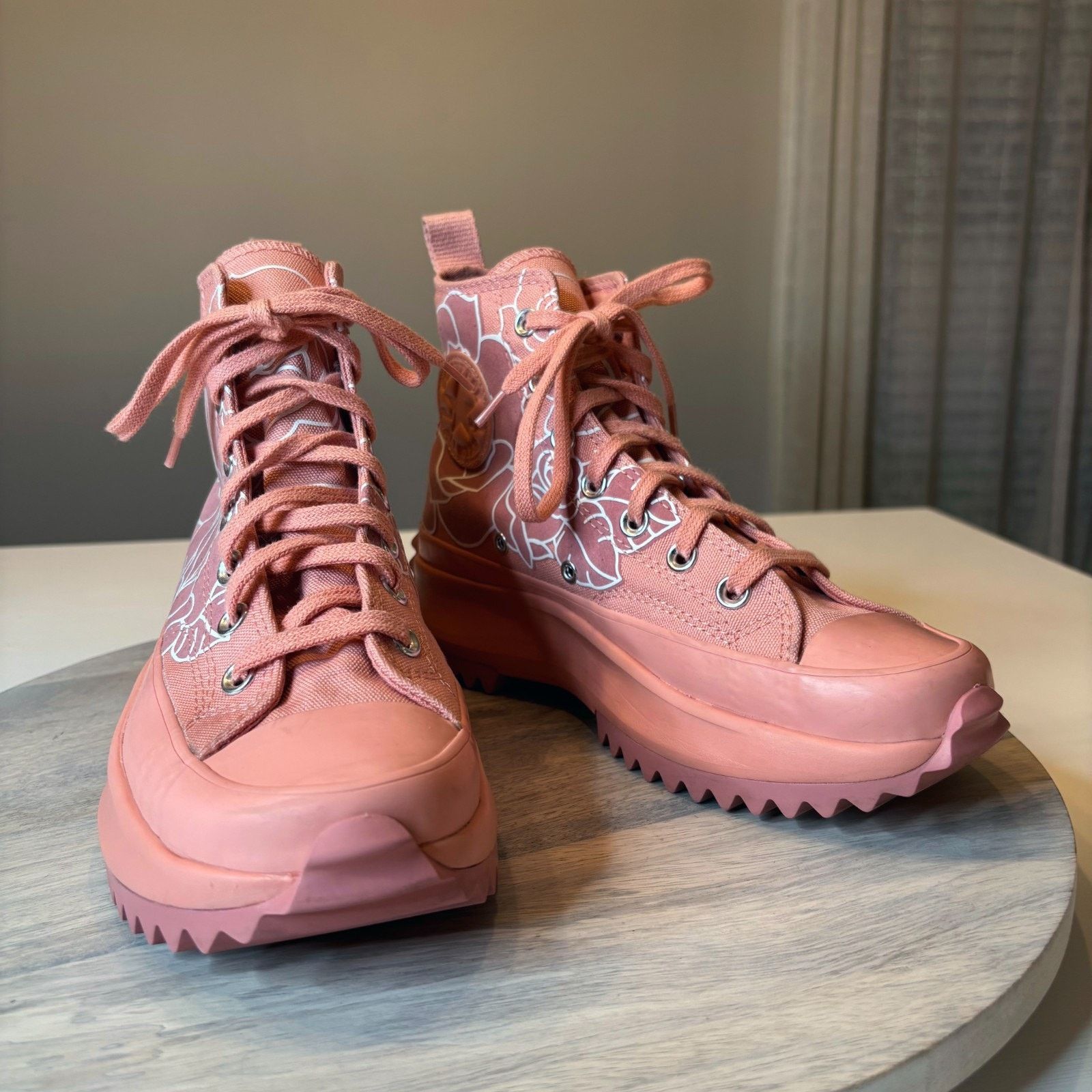 Converse Run Star Hike Pink Quartez Floral Rose US Sz 7.5