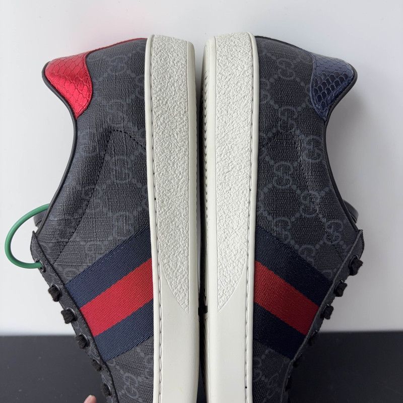 Gucci Gucci Ace GG Supreme Fashion Sneakers for Men - Size US 8.5 / EU 41-42 - 4 Thumbnail