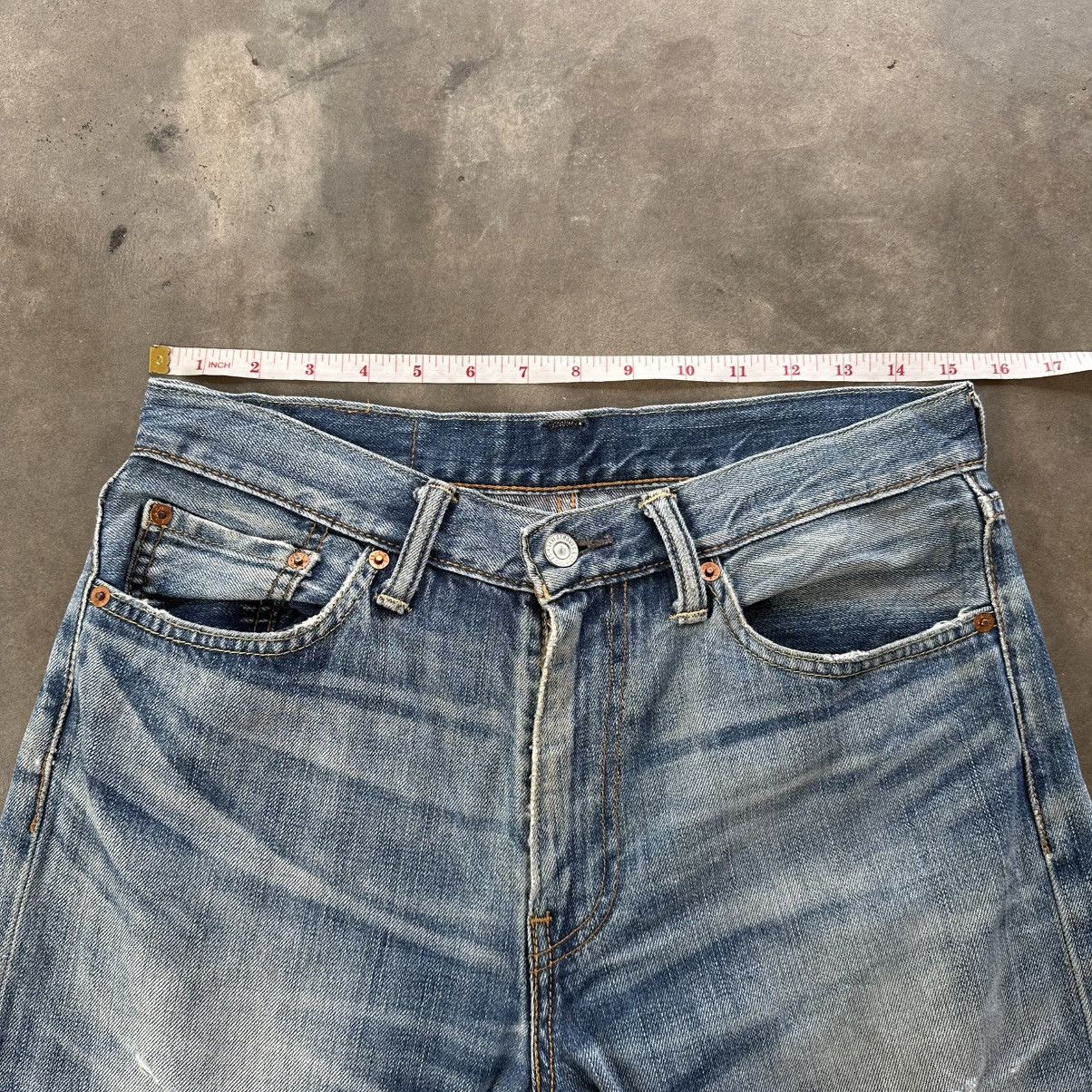 Japanese Brand Vintage Levi’s 505 Faded Distressed Denim Jean Pant W30 Size US 30 / EU 46 - 6 Thumbnail
