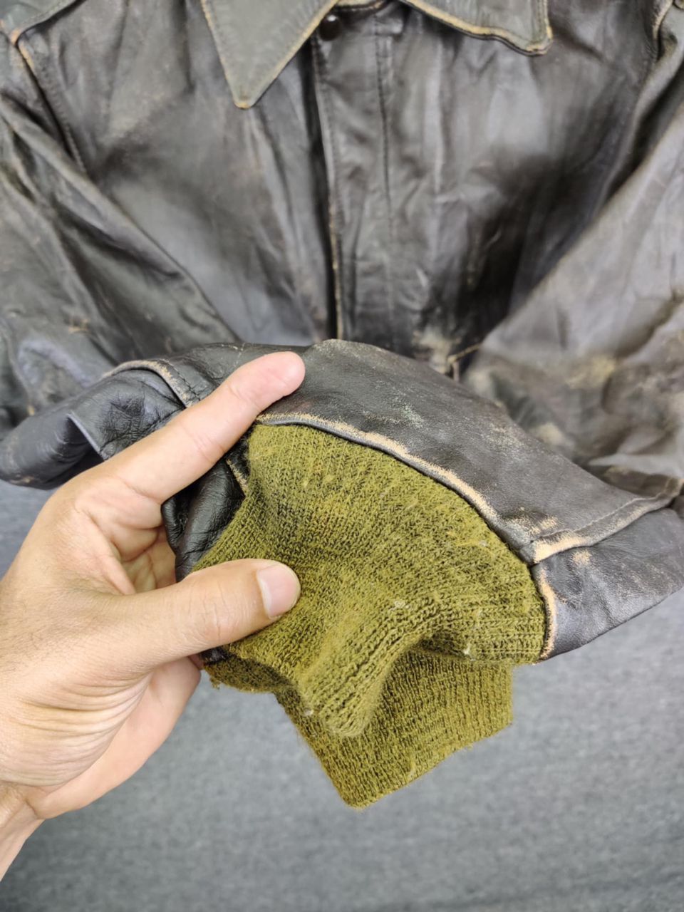 Schott Vintage 80s Schott US Army A-2 Leather Flight Jacket Size US M / EU 48-50 / 2 - 15 Thumbnail