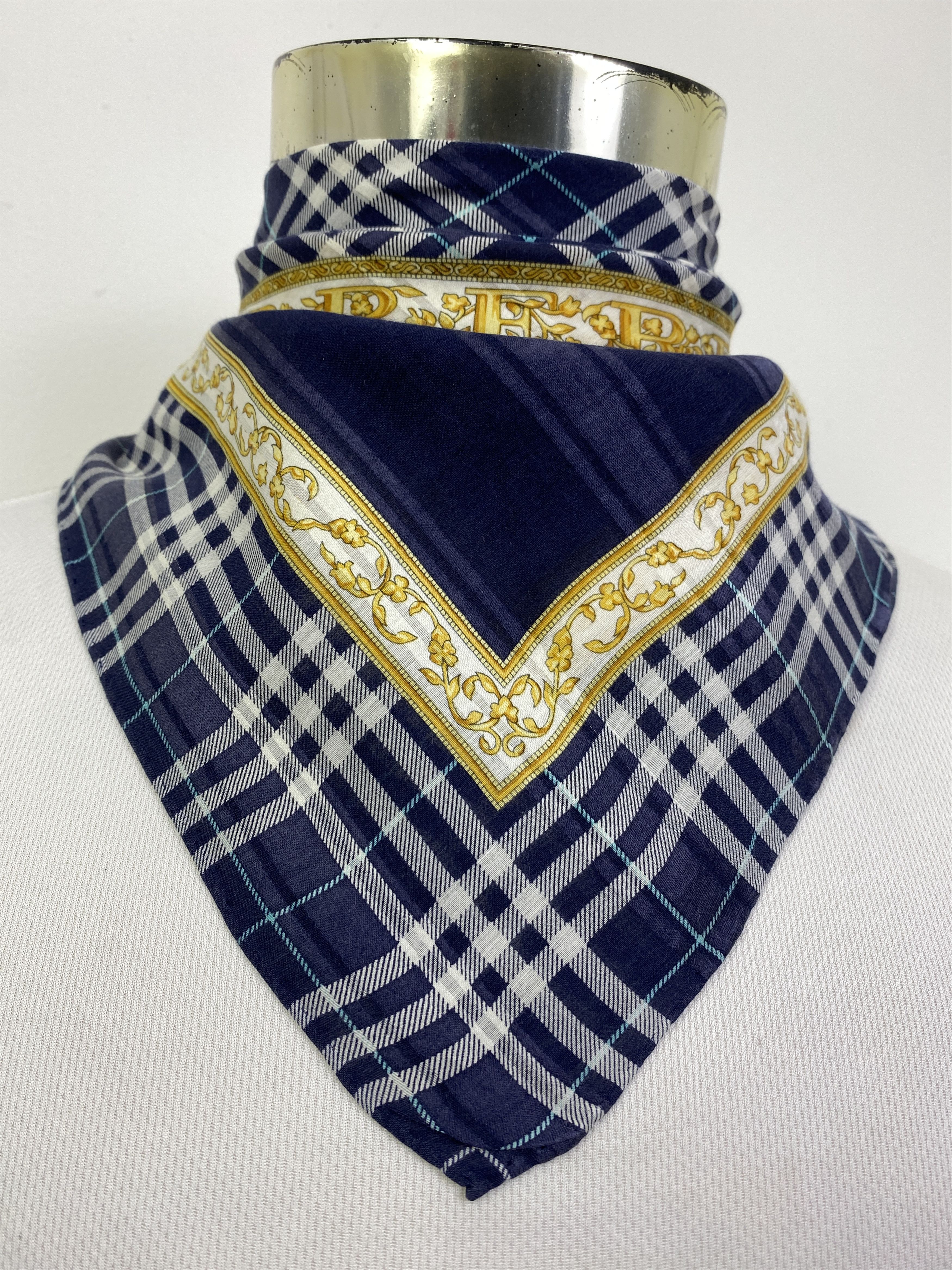Burberry Vintage Burberry Handkerchief / Neckerchief HKC1066 Size ONE SIZE - 2 Thumbnail