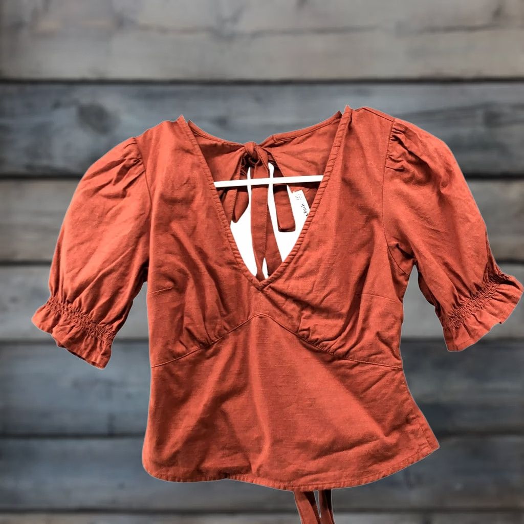 Abercrombie & Fitch Abercrombie & Fitch Puff Sleeve Blouse Womens XXS Tan Brown V-Neck Tie Open Back Short Sleeve Cropped Knit Cotton Casual Modern Size XXS / US 00 / IT 34 - 1 Thumbnail