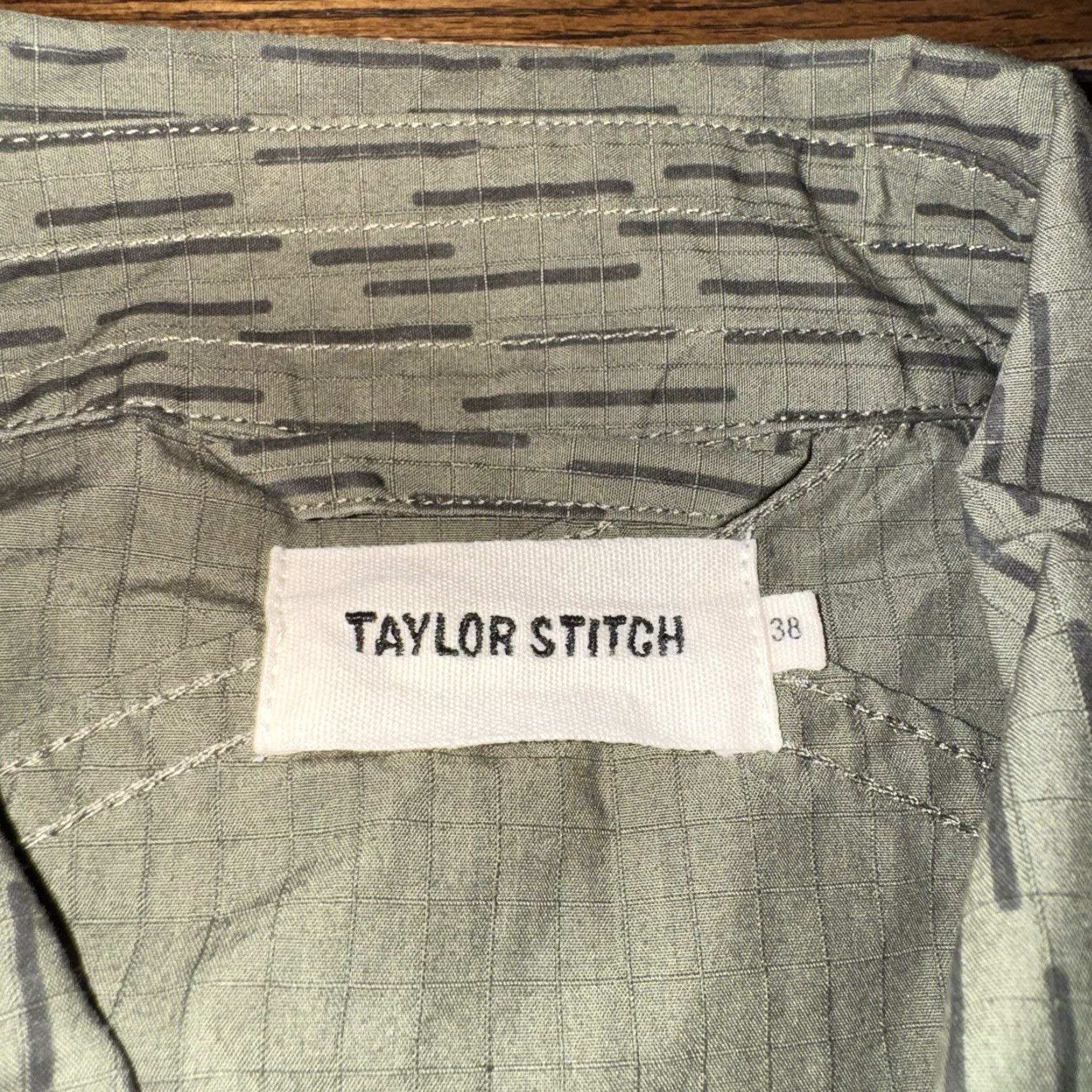 Taylor Stitch Taylor Stitch Men's 40 Medium Organic Cotton Button Up Flap Pocket Military Bear Shirt Size US M / EU 48-50 / 2 - 5 Thumbnail
