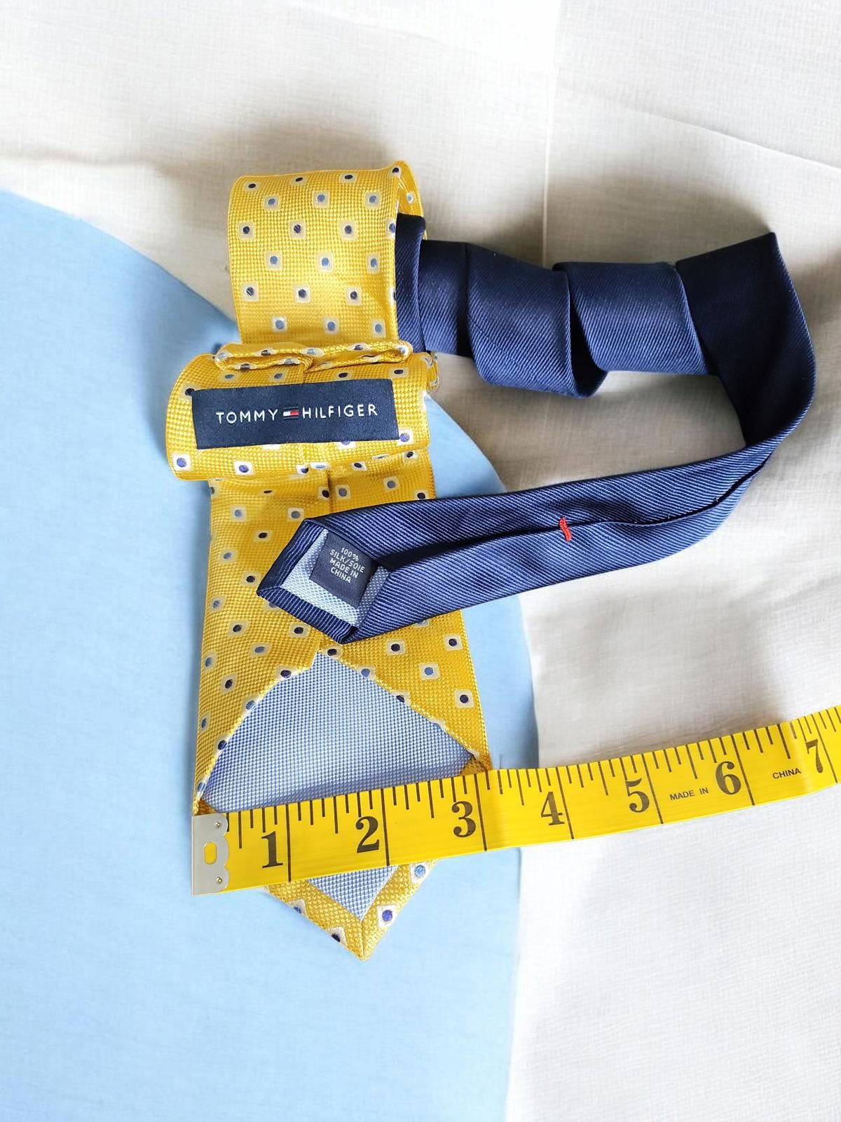 Tommy Hilfiger Tommy Hilfiger 100% Silk Yellow Patterned Tie Size ONE SIZE - 4 Thumbnail