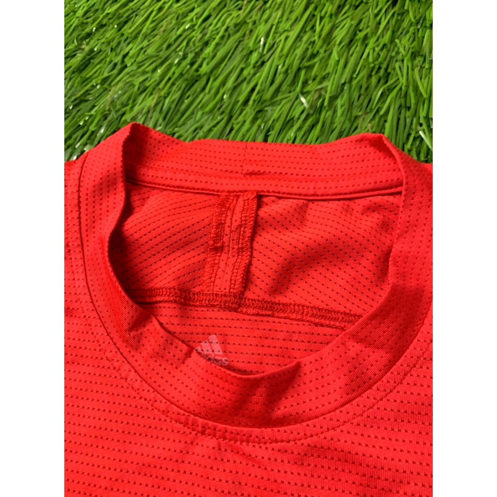 Adidas ADIDAS PERFORMANCE KENT AEROREADY 2021 TRAINING MEN SHIRT JERSEY ORIGINAL SIZE M Red Adult M Shirt Mens Adidas Performance Running Training Jersey Size US M / EU 48-50 / 2 - 4 Thumbnail