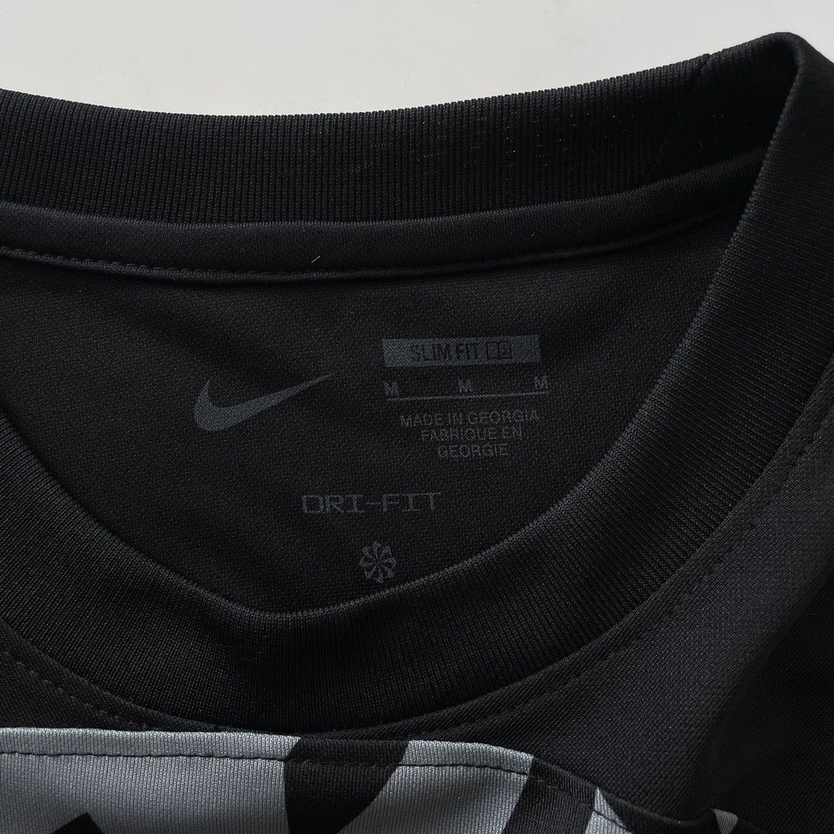 Nike SC Freiburg Away Men’s Jersey Nike Shirt 2023/2024 size M Size US M / EU 48-50 / 2 - 3 Thumbnail