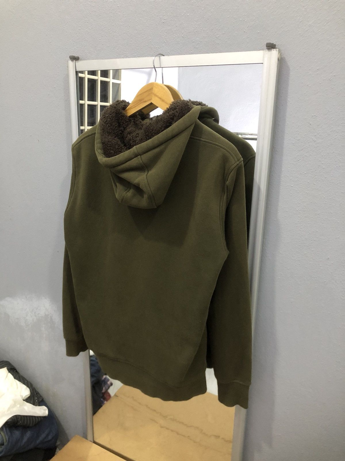 Japanese Brand × Uniqlo Uniqlo olive hoodie with sherpa lining Size US S / EU 44-46 / 1 - 12 Thumbnail