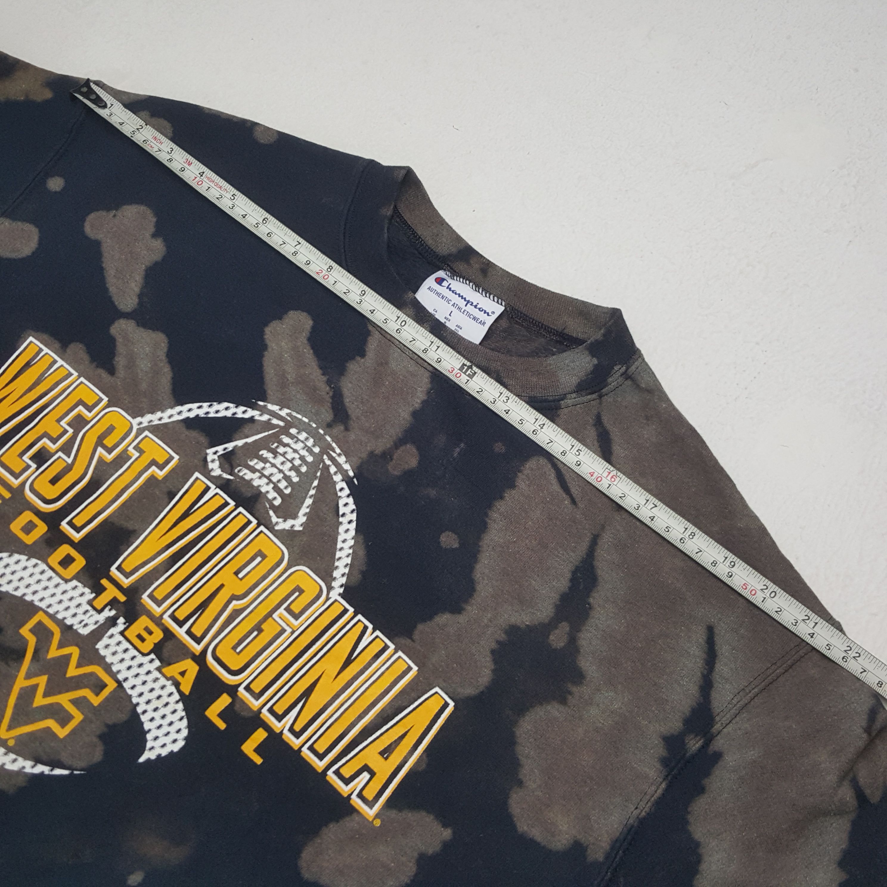 Champion × Designer × Vintage Vintage West Virginia Football Acid Wash Sweatshirt Size US L / EU 52-54 / 3 - 5 Thumbnail