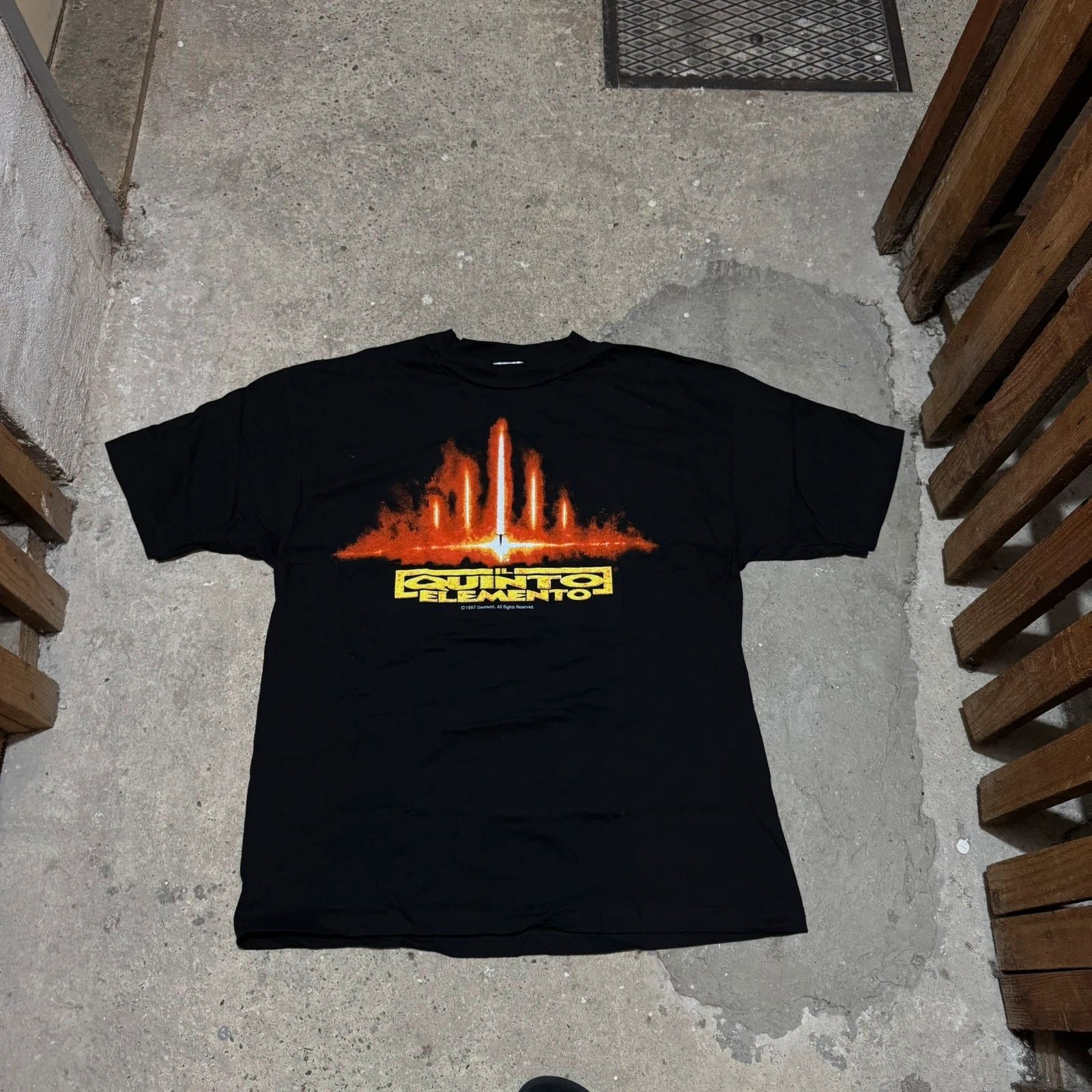 Vintage Vintage promo the fifth element 1997 t-shirt film Size US XL / EU 56 / 4 - 1 Thumbnail