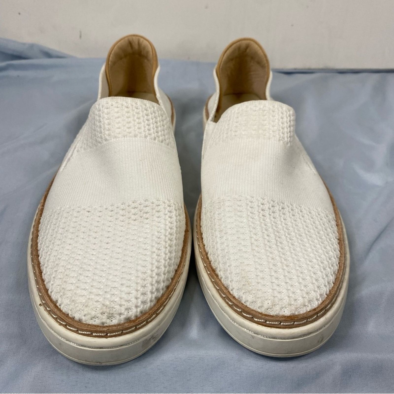 Ugg Ugg Australia Sammy Chevron Sneaker White Slip On Size 7.5 Size US 7.5 / IT 37.5 - 3 Thumbnail