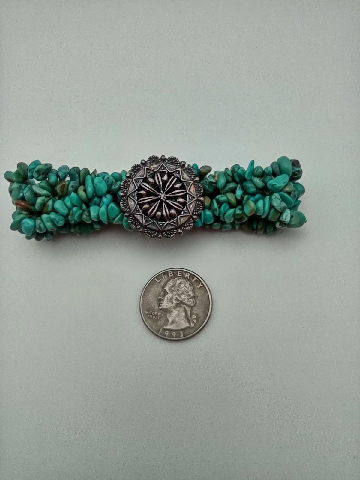 The Unbranded Brand Sterling Silver Concho Turquoise Chip Stretch Bracelet SW Size ONE SIZE - 5 Thumbnail