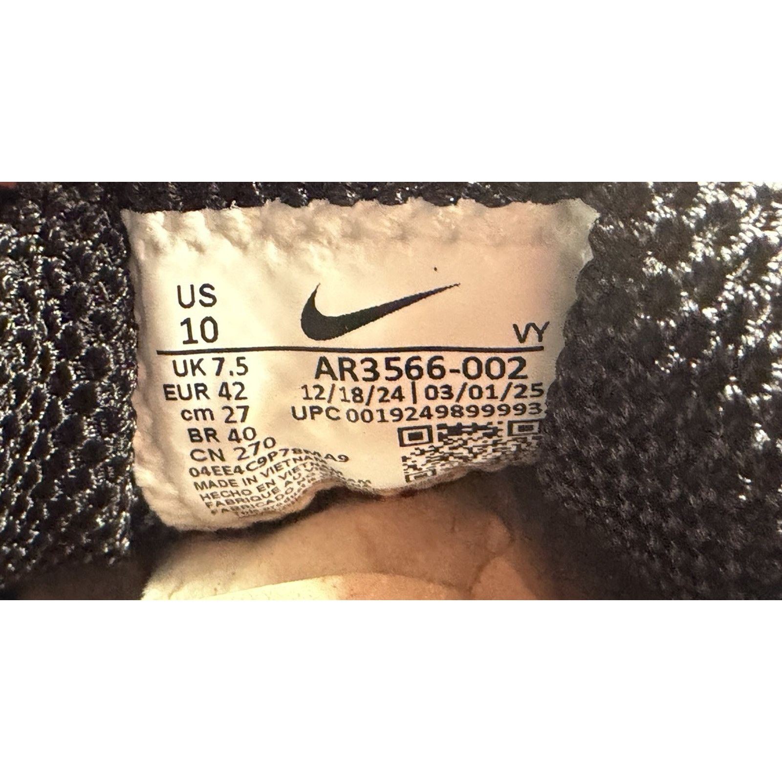 Nike Women’s 10 / Men’s 8.5- Nike Shox TL Black AR3566-002 No Lid Size US 10 / IT 40 - 7 Thumbnail