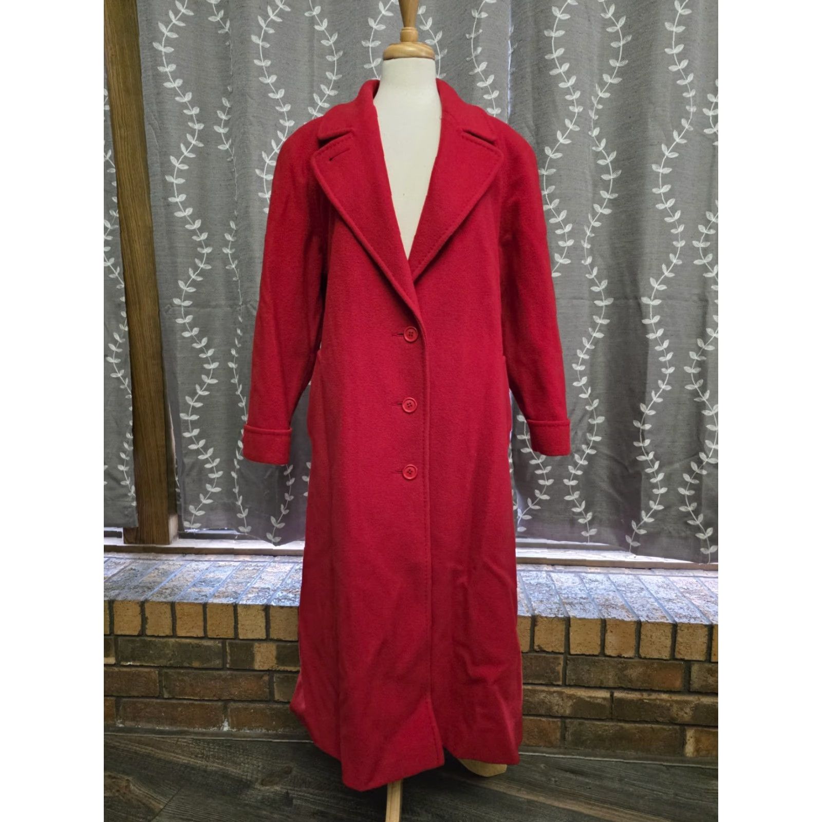Vintage VINTAGE Fashionbilt Women's Coat Overcoat 60s 100% Wool Red Long L/XL Modern Classic USA Size L / US 10 / IT 46 - 2 Thumbnail