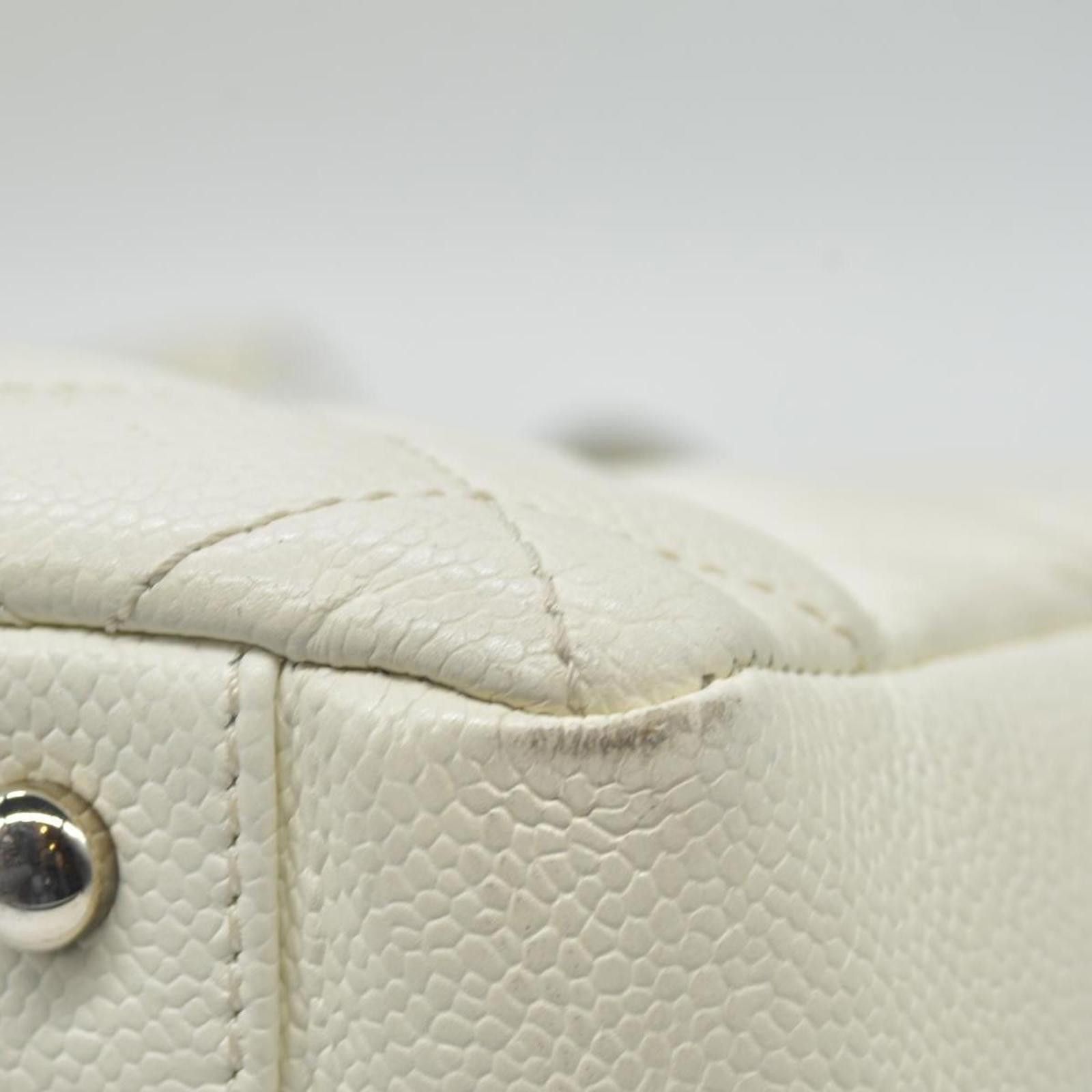 Chanel $3500 Chanel Caviar Quilted XL Grand Shopping Tote GST White Size ONE SIZE - 12 Thumbnail
