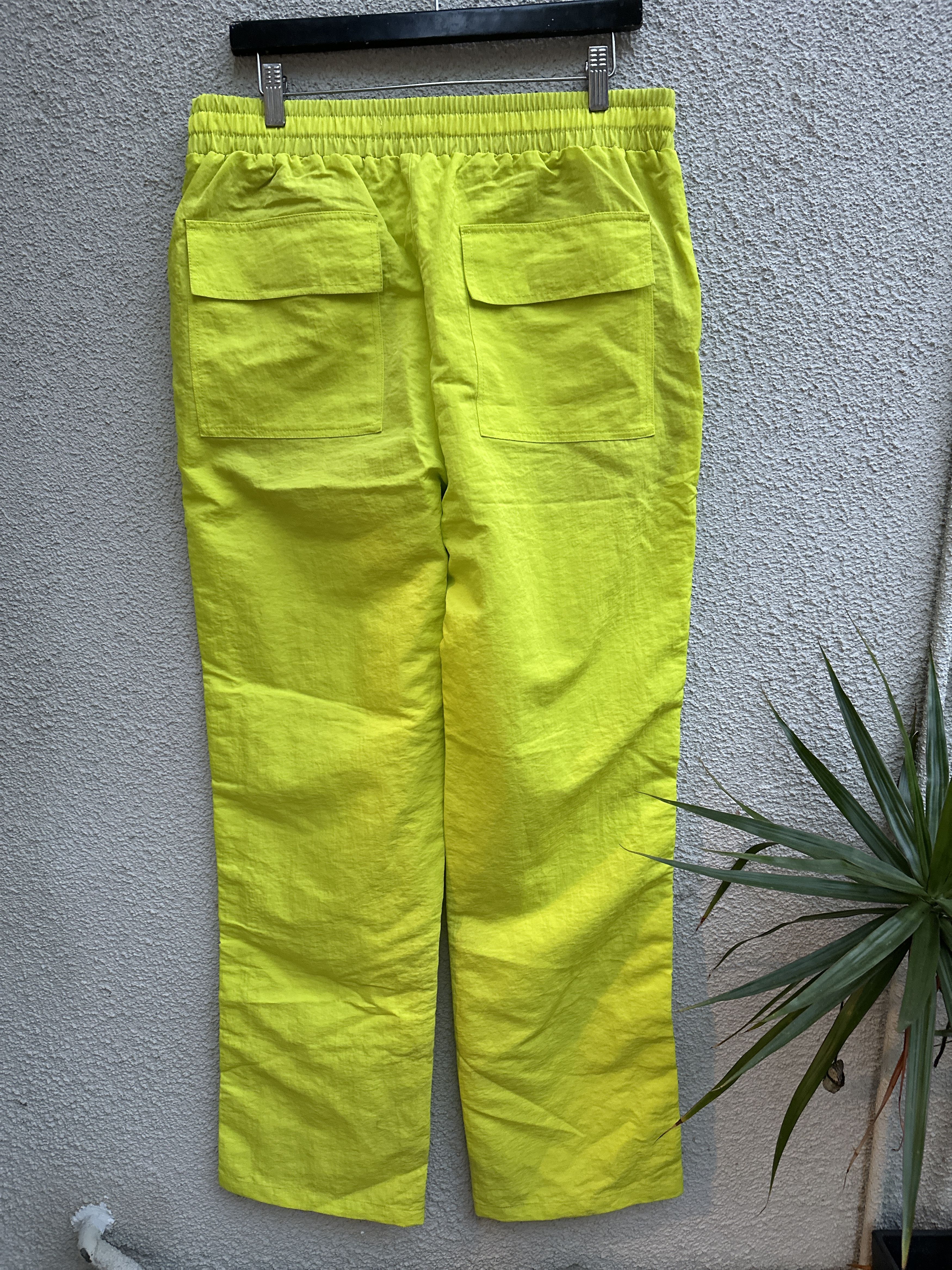 Other Neon Yellow Cargo Pusher Pant Size US 34 / EU 50 - 2 Thumbnail