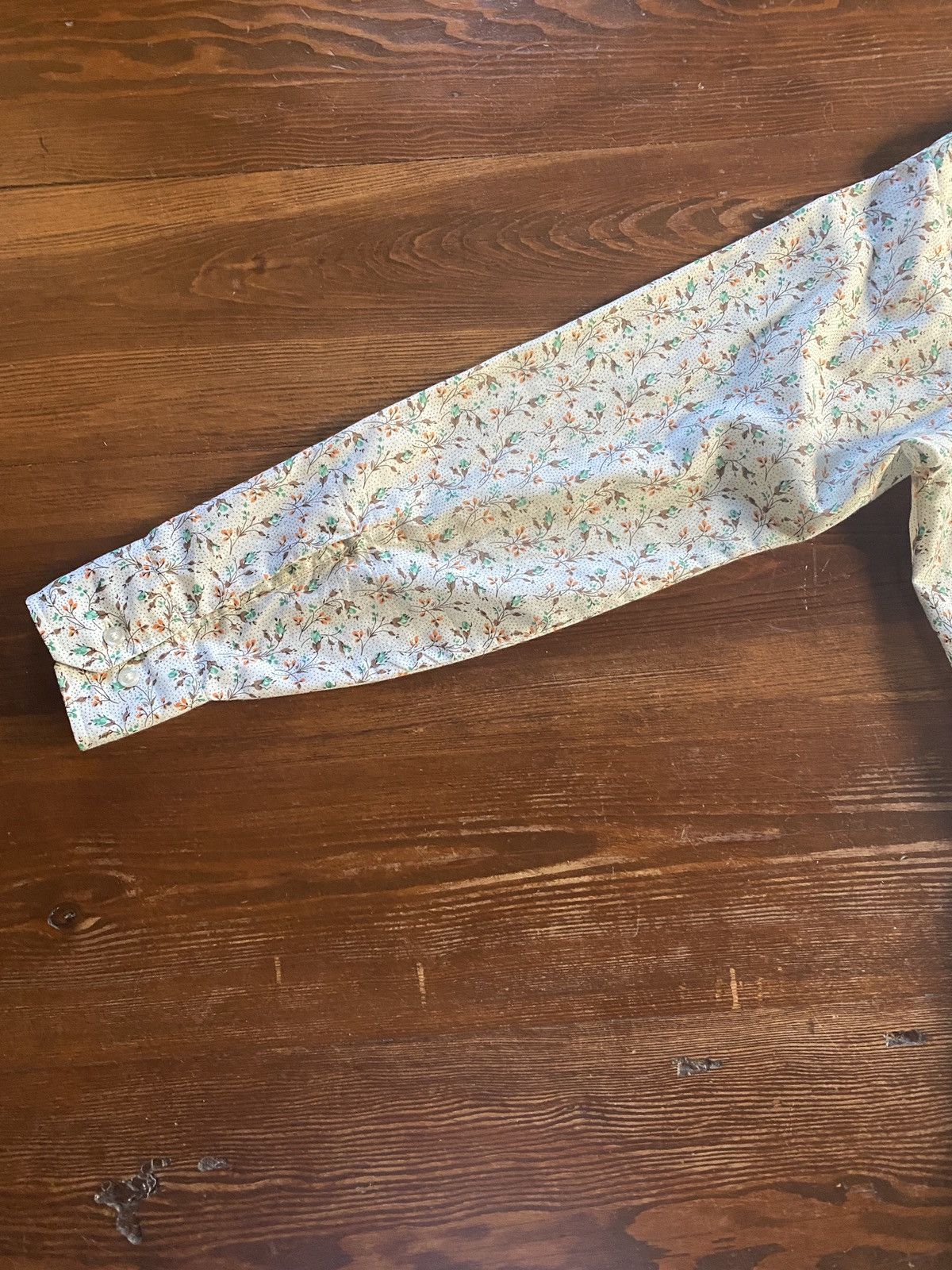 Retrofit Vintage 60’s/70’s Flower Pattern Pointy Collar Button Up Size US L / EU 52-54 / 3 - 18 Thumbnail