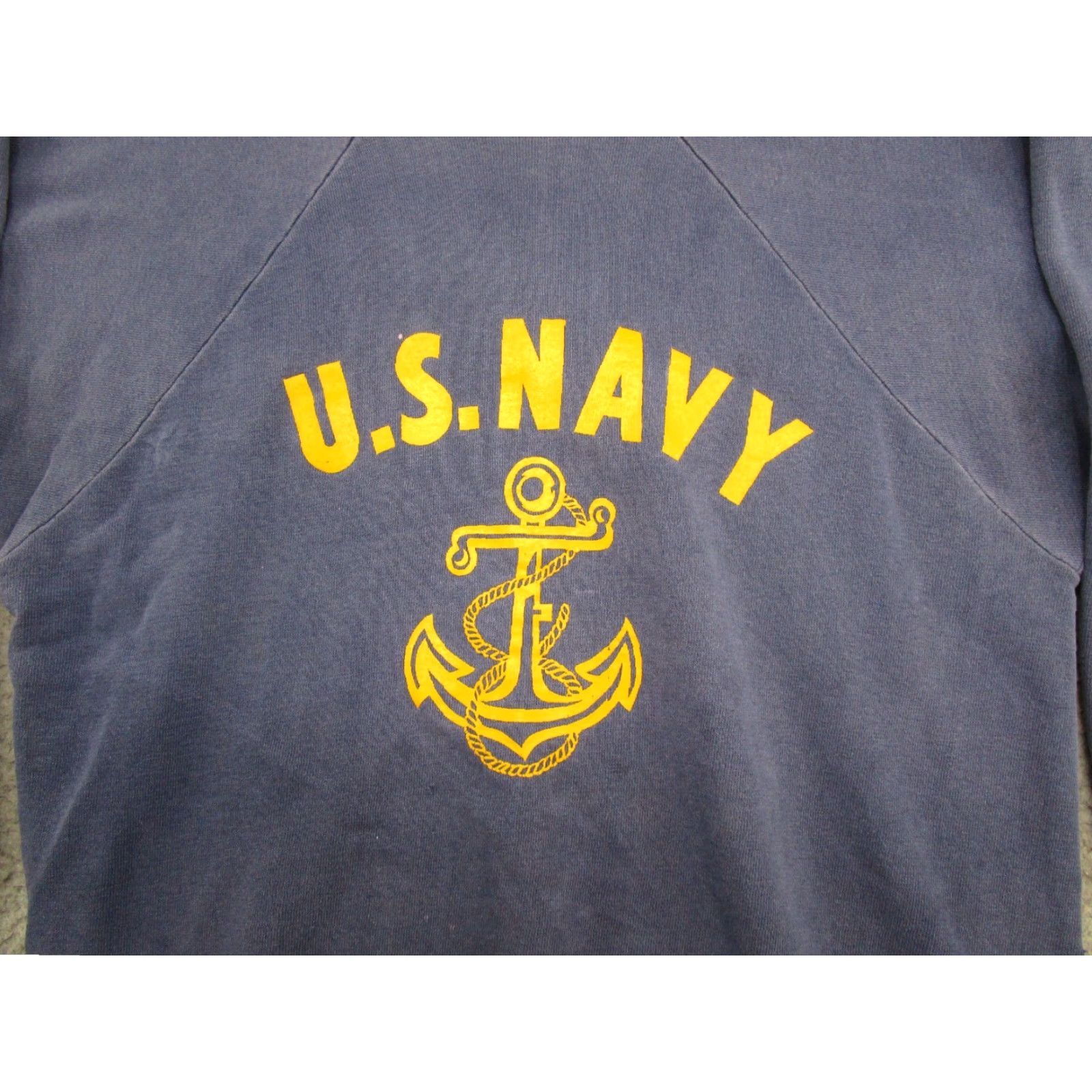 Vintage VINTAGE United States Navy Sweatshirt Shirt Raglan Sleeve Blue M Men Military Logo Pullover All Seasons Winter Fall Spring Hooded Crew Neck Size M Size US M / EU 48-50 / 2 - 2 Thumbnail