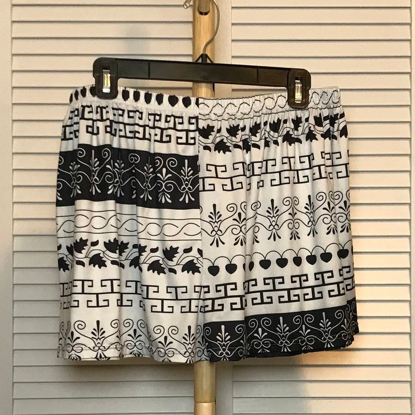 Other Geometric Floral Stretch Relaxed Fit Shorts 3XL Size 31" - 1 Thumbnail