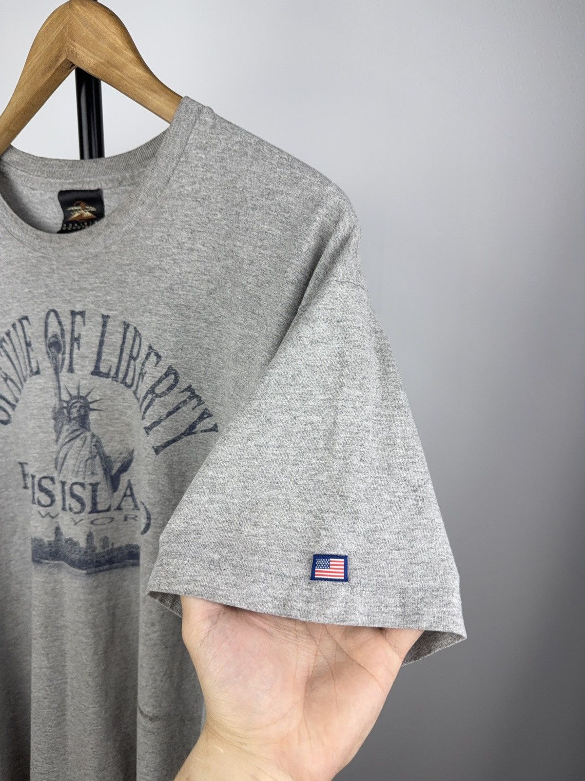 Vintage Vintage Statue of Liberty Ellis Island Tee USA Made L Size US M / EU 48-50 / 2 - 2 Thumbnail
