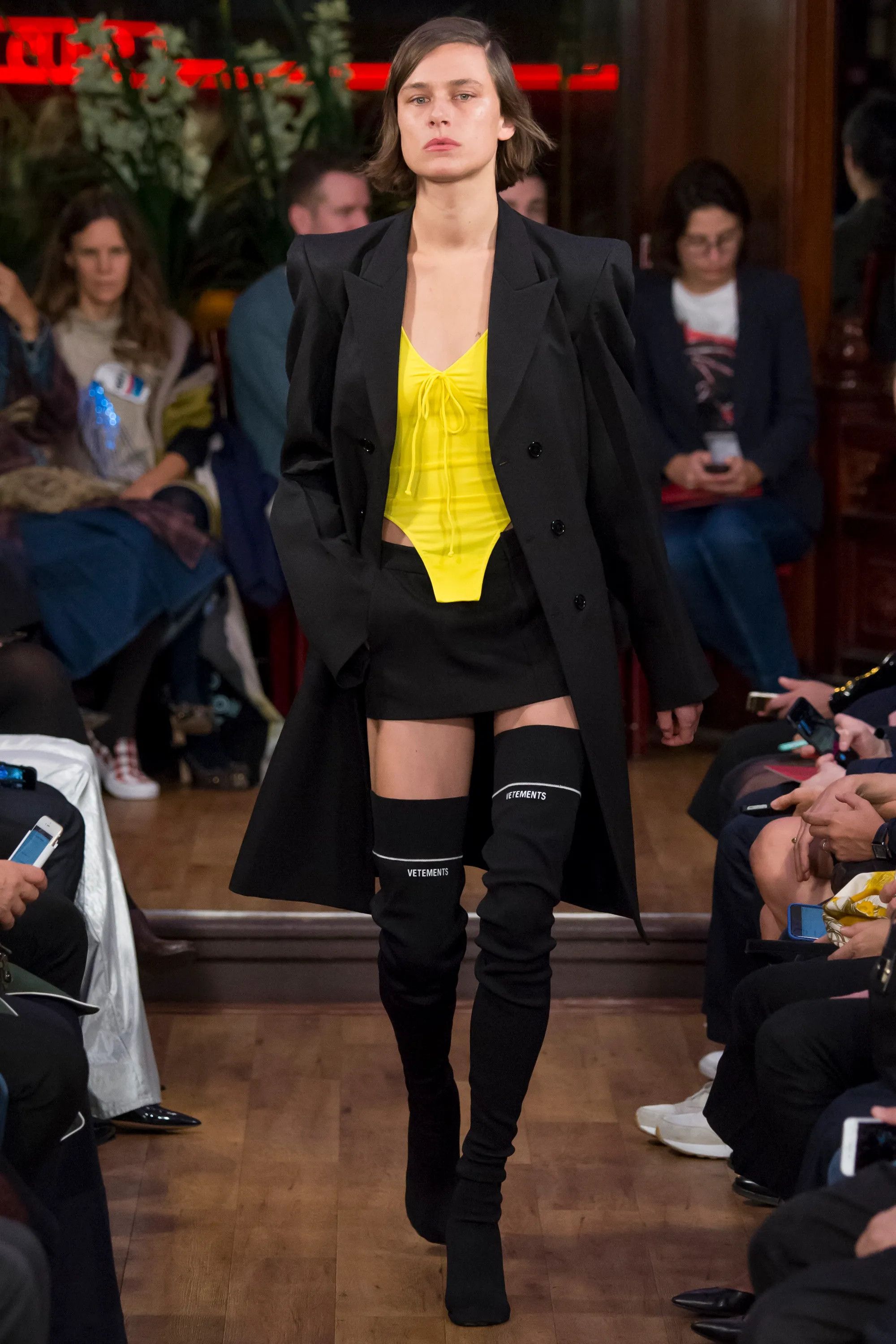 image of Vetements Ss16 Runway Skirt in Black, Women's (Size 26)