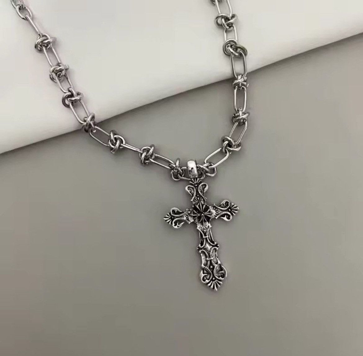 Jewelry Cross Linked Chain Size ONE SIZE - 2 Thumbnail