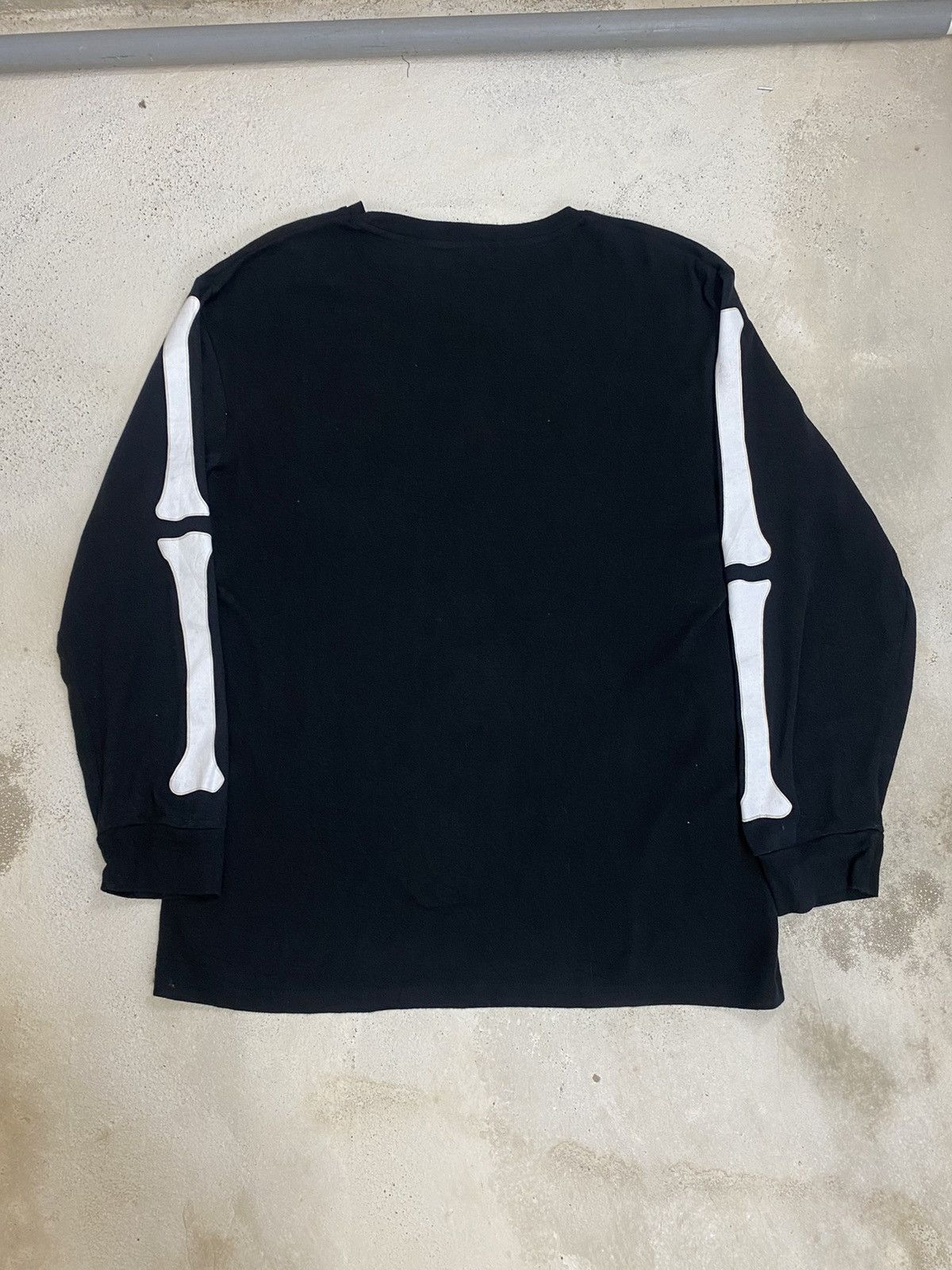 GOSTAR DE FUGA Under Disguise Brand Art of Skeleton and Bones Long Sleeve Size US XL / EU 56 / 4 - 8 Thumbnail