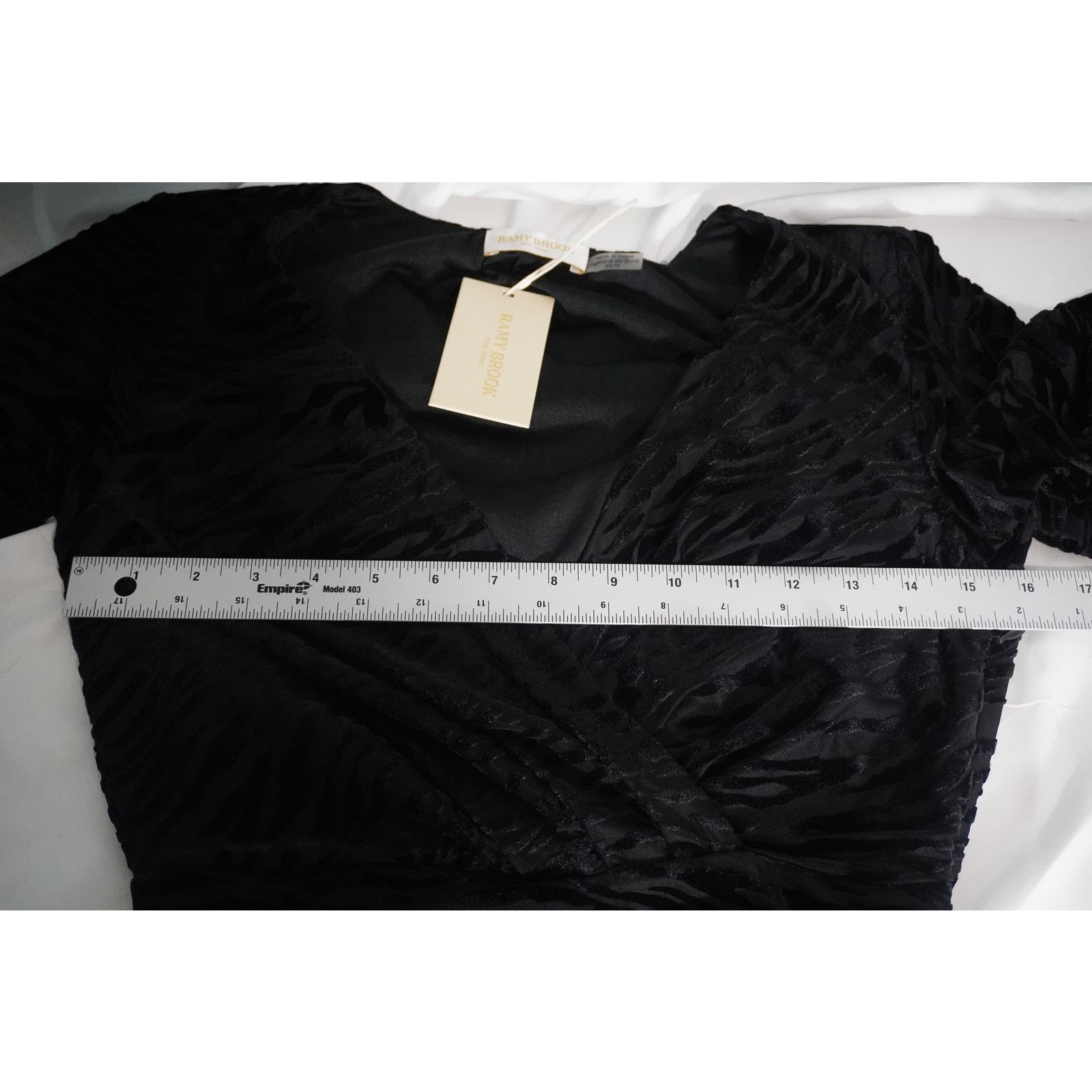 Ramy Brook Ramy Brook Kalani Black Zebra Velvet Burnout - Long Sleeve Size XS / US 0-2 / IT 36-38 - 6 Thumbnail