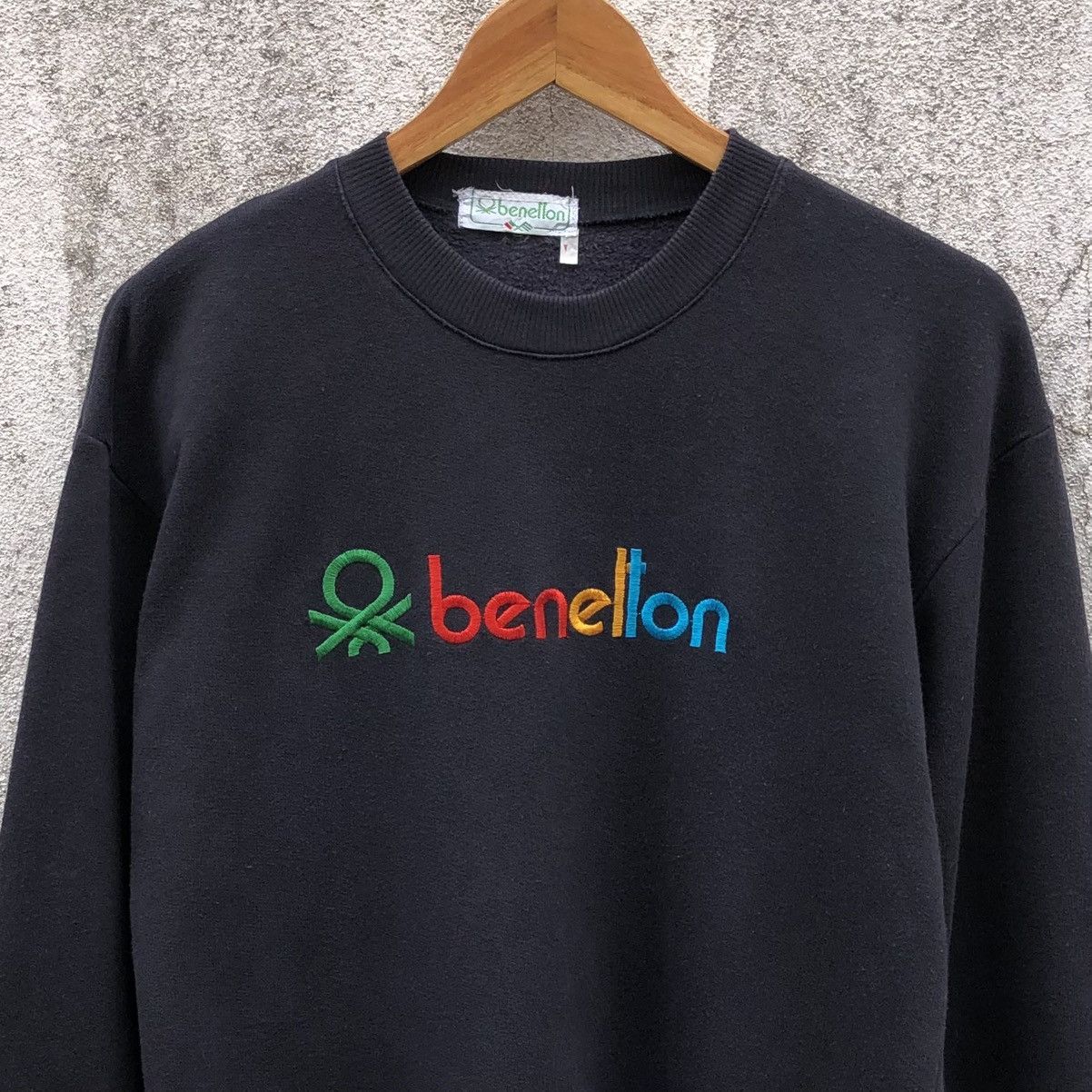 Benetton Vintage Benetton SpeellOut Embroidery Crew Neck Sweatshirt Size US L / EU 52-54 / 3 - 2 Thumbnail