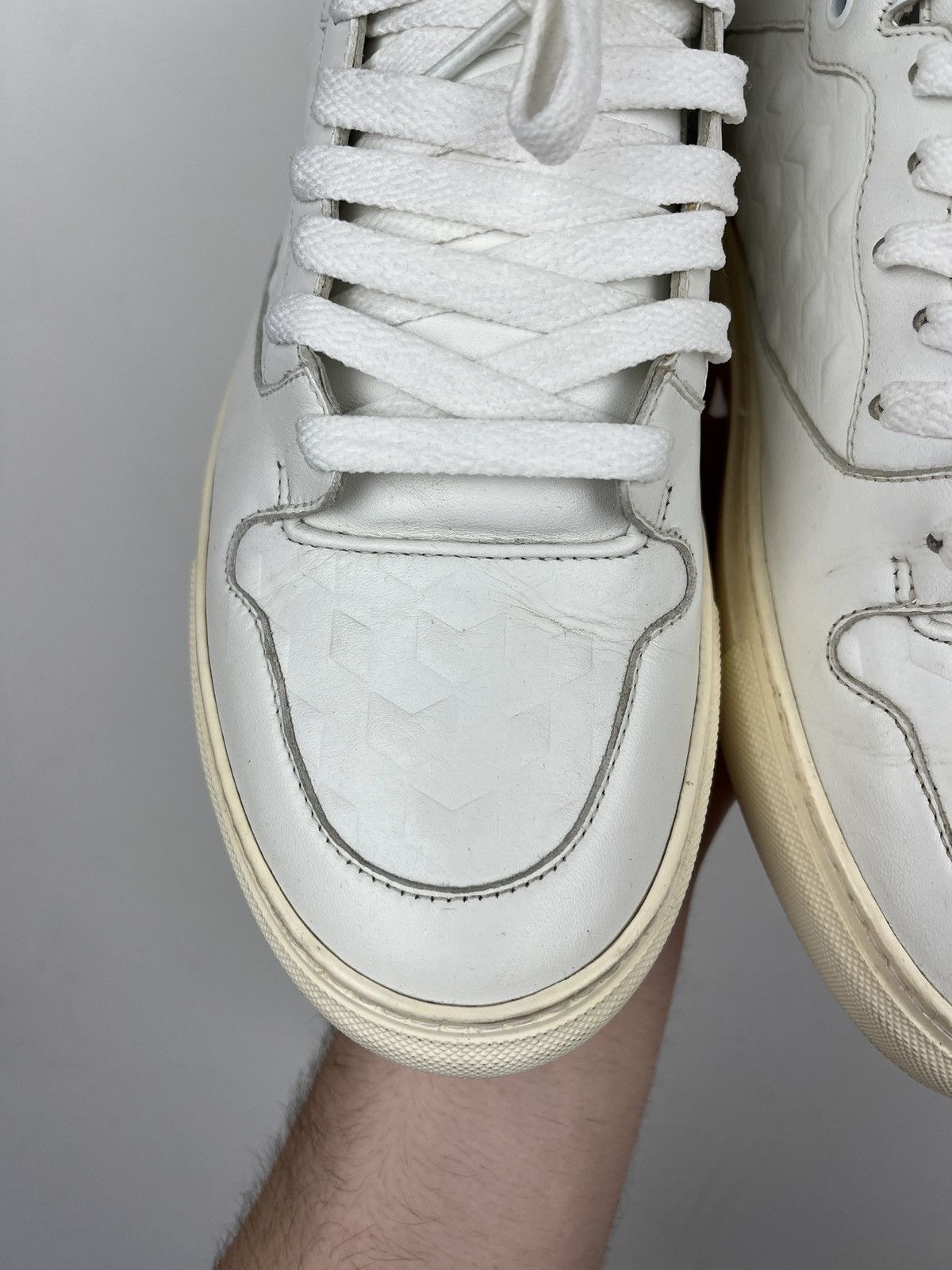 Balenciaga Balenciaga Embossed Leather Lowtop Sneakers Size US 7.5 / EU 40-41 - 5 Thumbnail