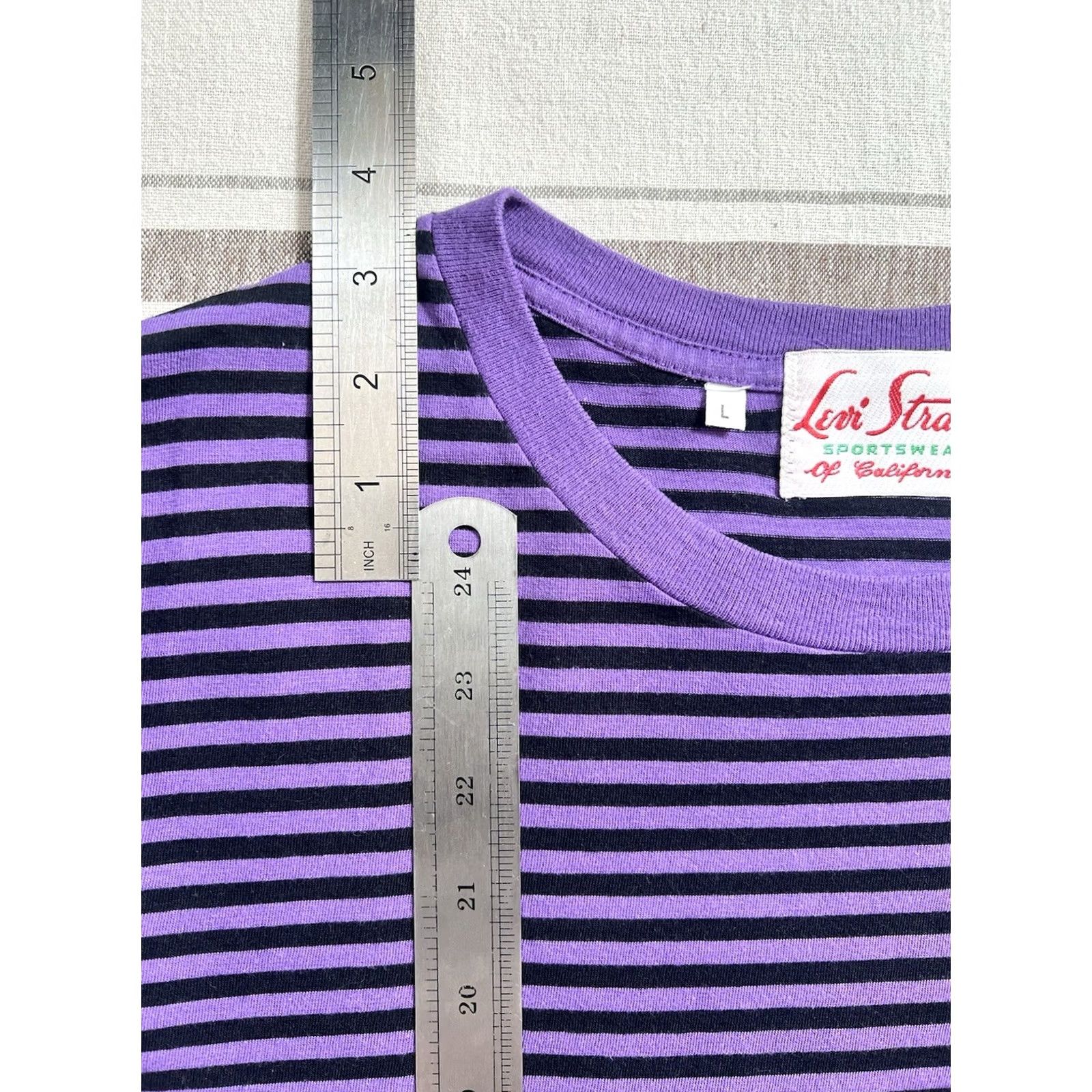 Levi's LVC Levi's Vintage Clothing T-Shirt L Adult Men Purple 50s 60s 70s Striped Short Sleeve Crew Neck BNWOT NOS New Pocket Printed 2010-2019 NOS Size US L / EU 52-54 / 3 - 7 Thumbnail