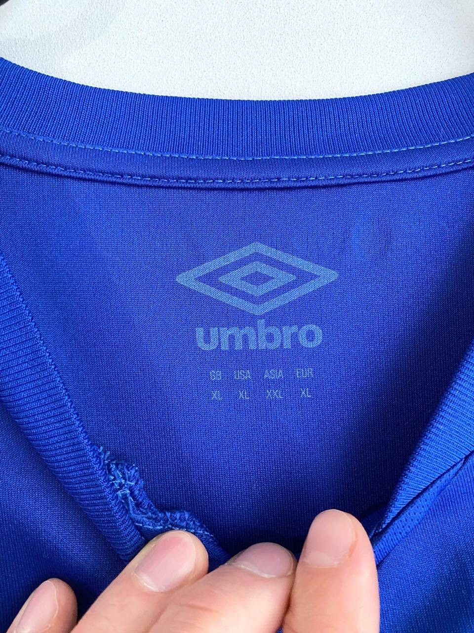Umbro Umbro FC Schalke 04 2019/2020 Home Soccer Jersey, Size XL Size US XL / EU 56 / 4 - 11 Thumbnail