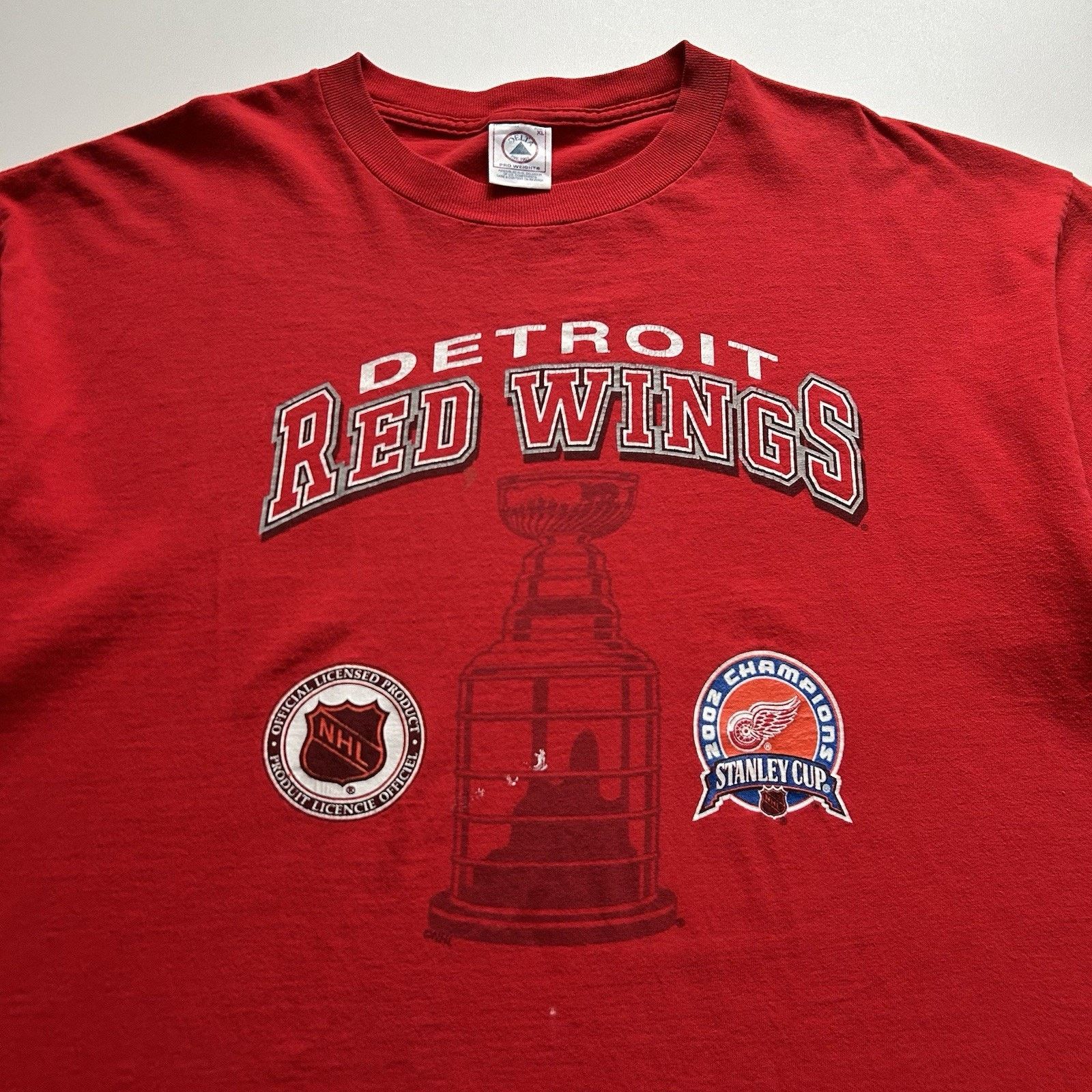 Hanes Vintage Detroit Red Wings 2002 Stanley Cup Champs T Shirt XL Size US XL / EU 56 / 4 - 2 Thumbnail