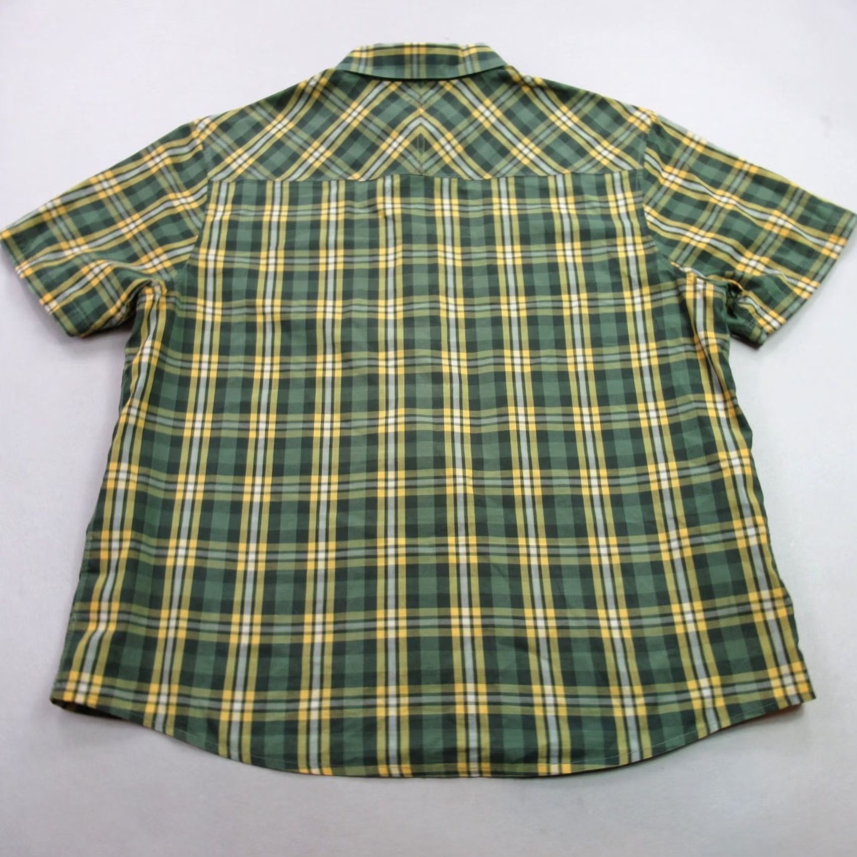 Mountain Hardwear Mountain Hardwear Shirt Mens XL Short Sleeve Button Plaid Pocket Green Size US XL / EU 56 / 4 - 6 Thumbnail