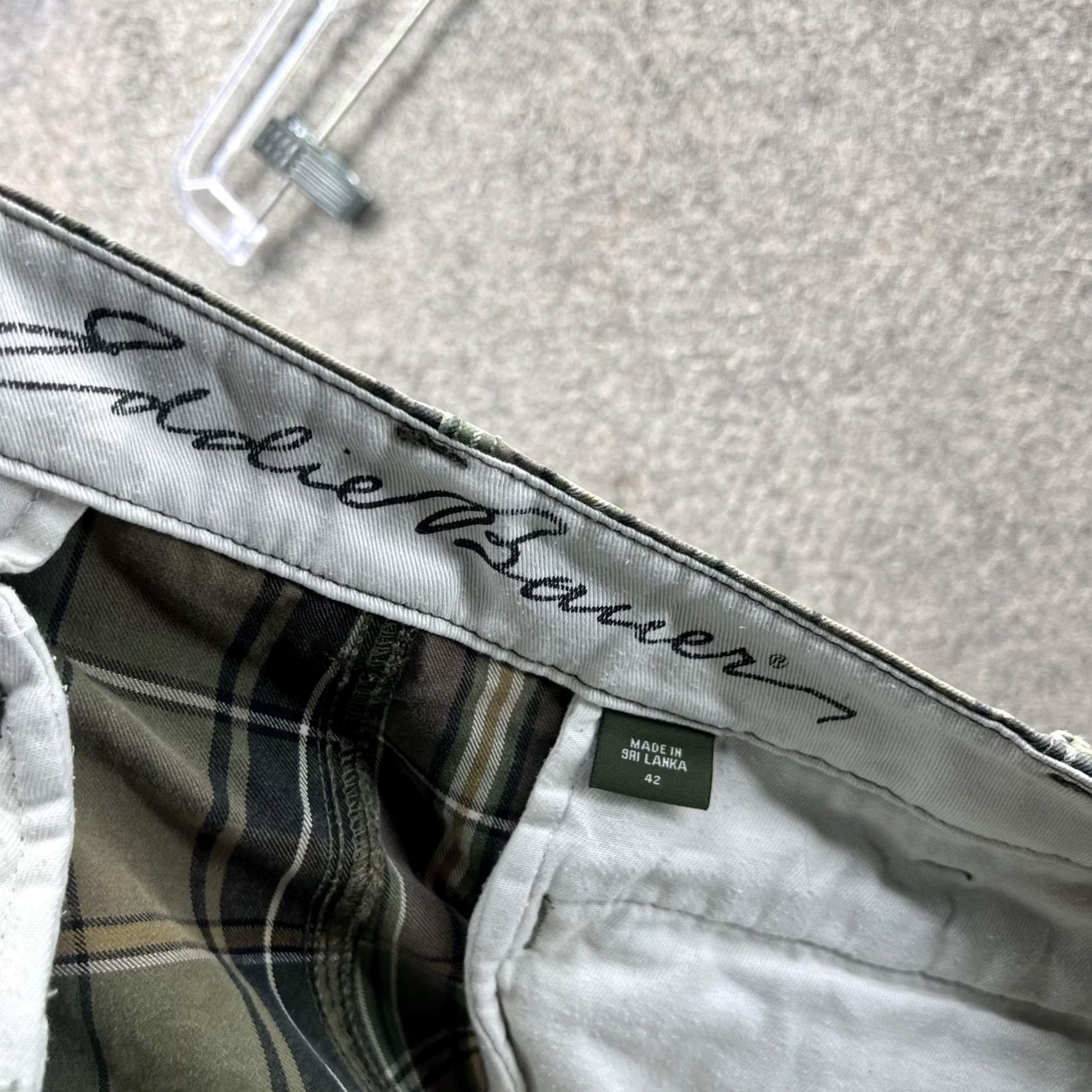Eddie Bauer Eddie Bauer Cargo Shorts Mens 42 Green Plaid Cotton 11 Inseam Casual Pockets Size US 42 / EU 58 - 3 Thumbnail