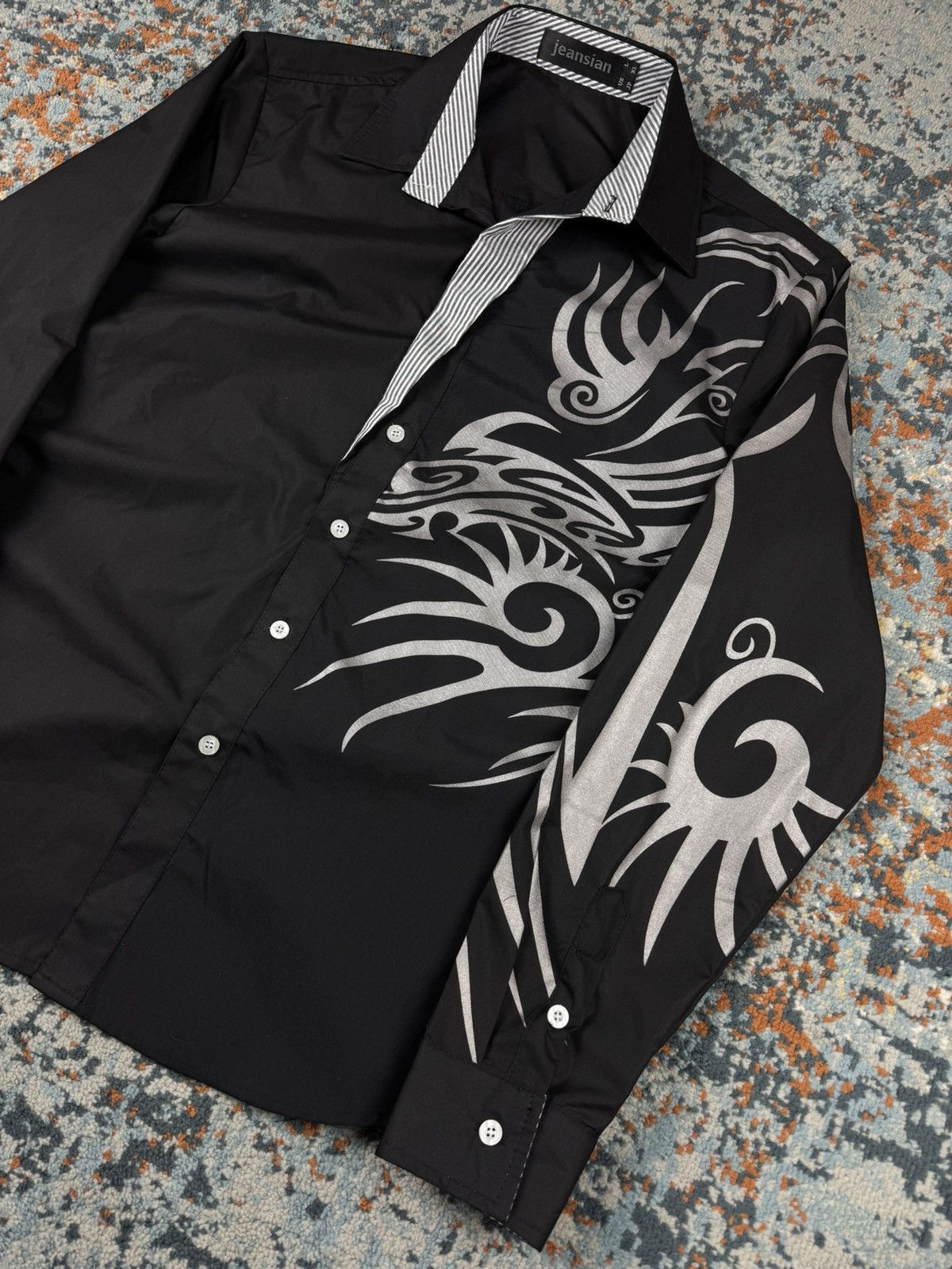 Vintage Vintage Y2K crazy silver tribal print button up shirt rave Size US L / EU 52-54 / 3 - 4 Thumbnail